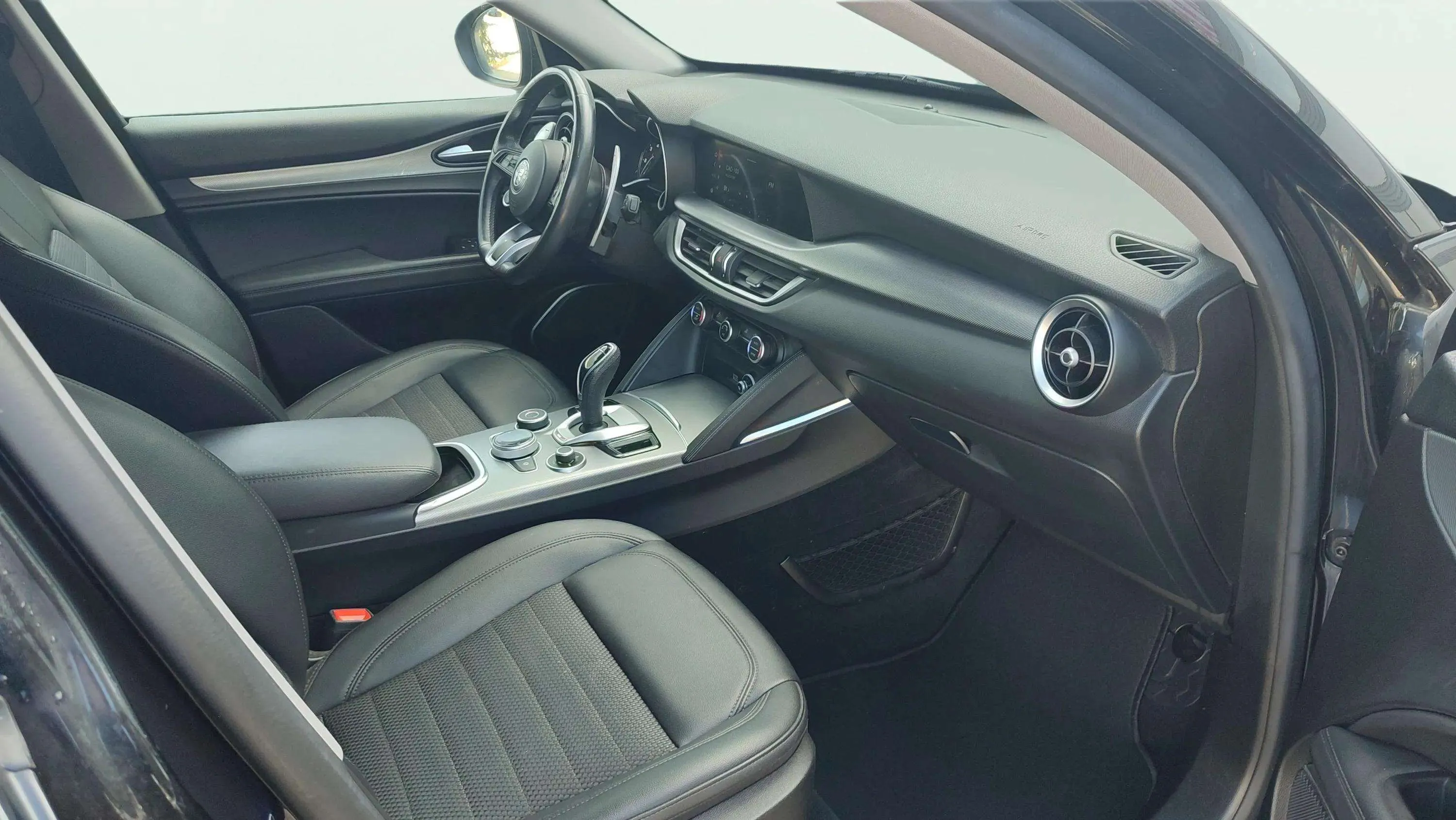 Alfa Romeo Stelvio 2.2 Diésel Sprint+ Q4 - foto 9