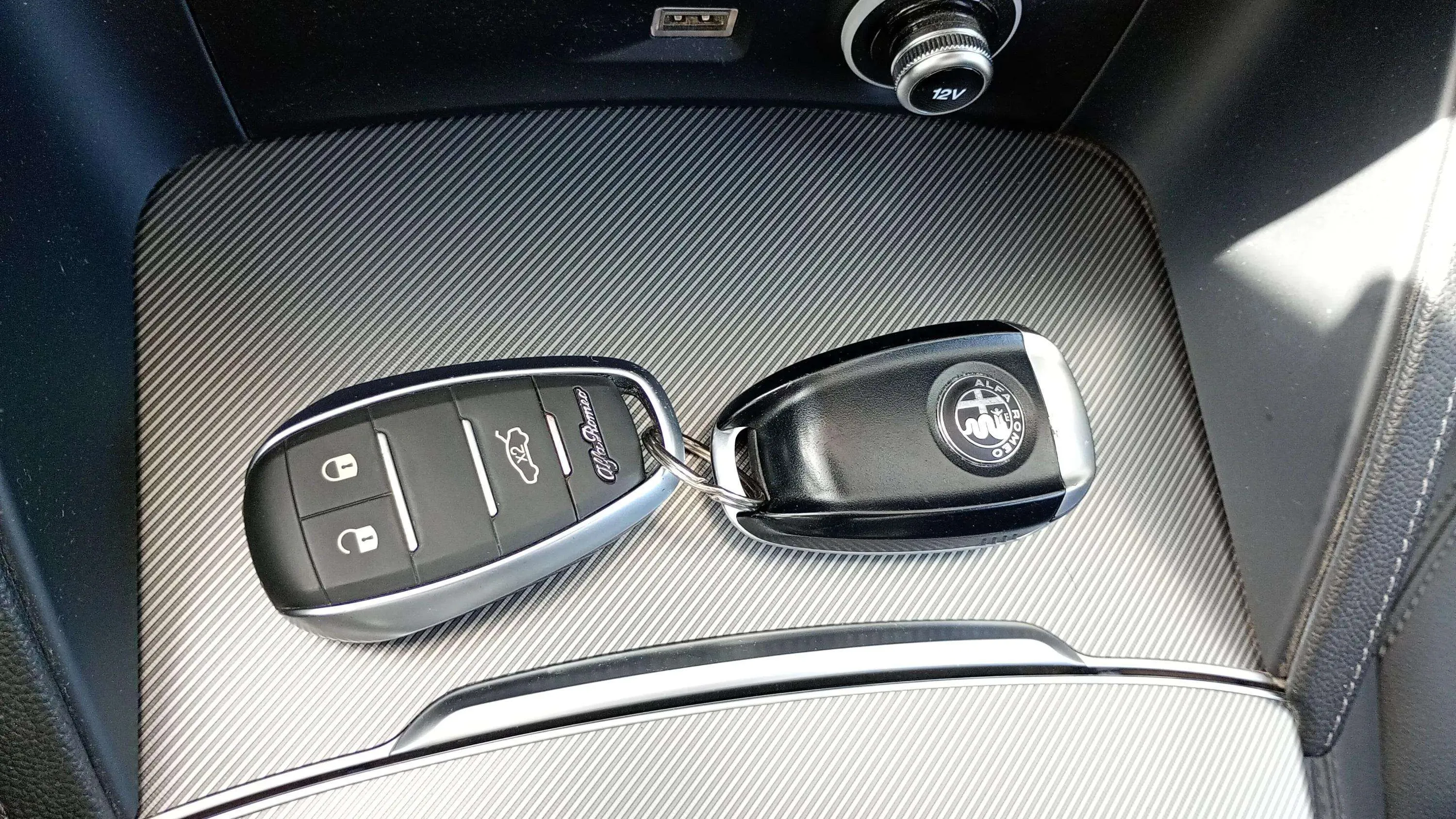 Alfa Romeo Stelvio 2.2 Diésel Sprint+ Q4 - foto 28