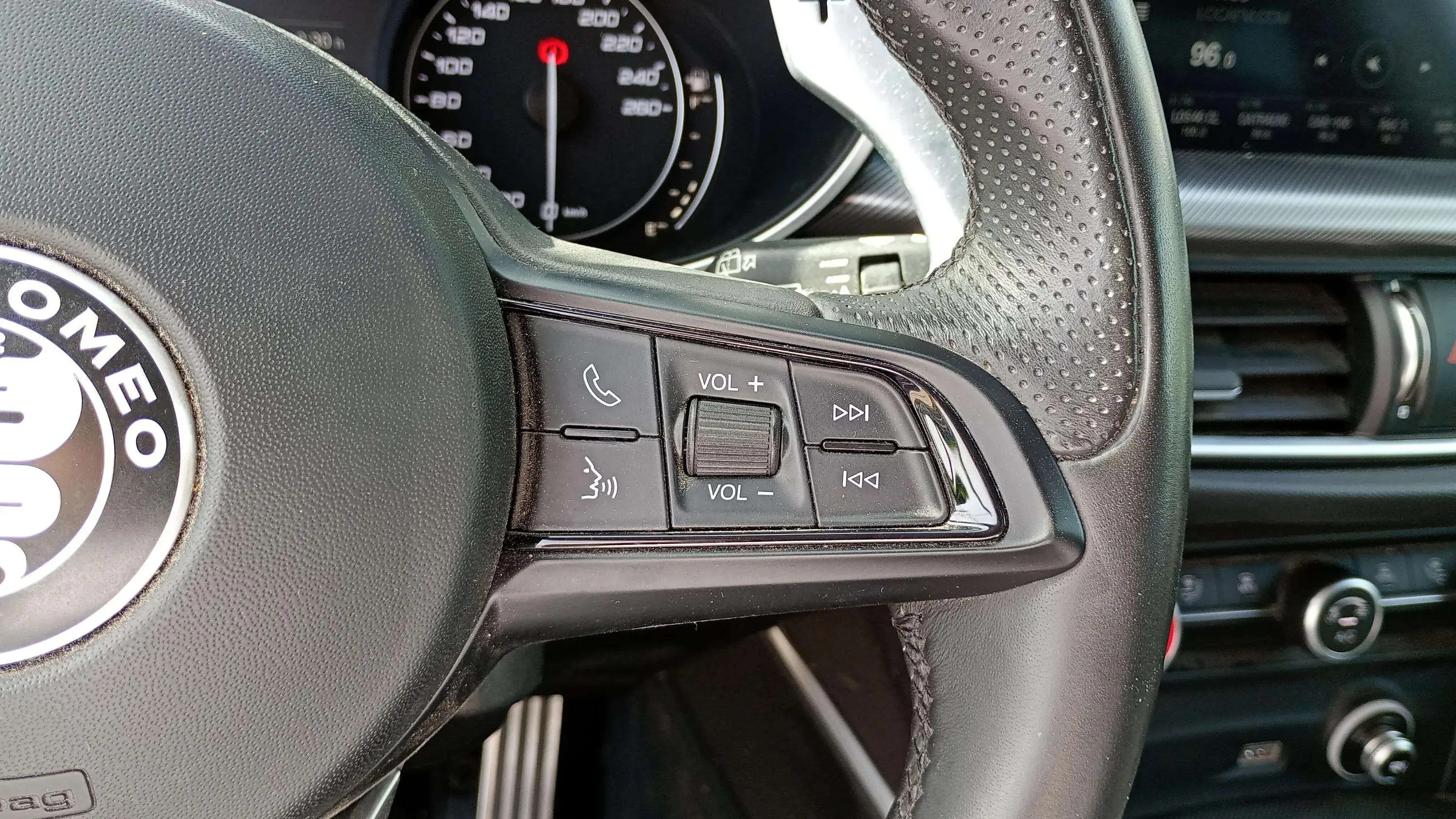 Alfa Romeo Stelvio 2.2 Diésel Sprint+ Q4 - foto 14