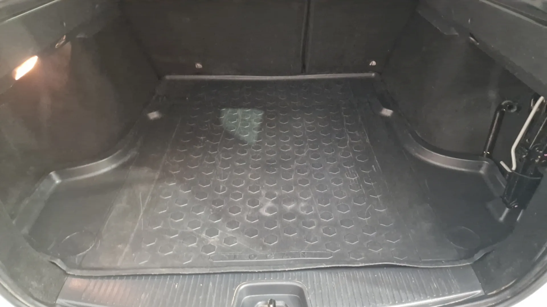 Dacia Logan MCV Comfort TCe - foto 6