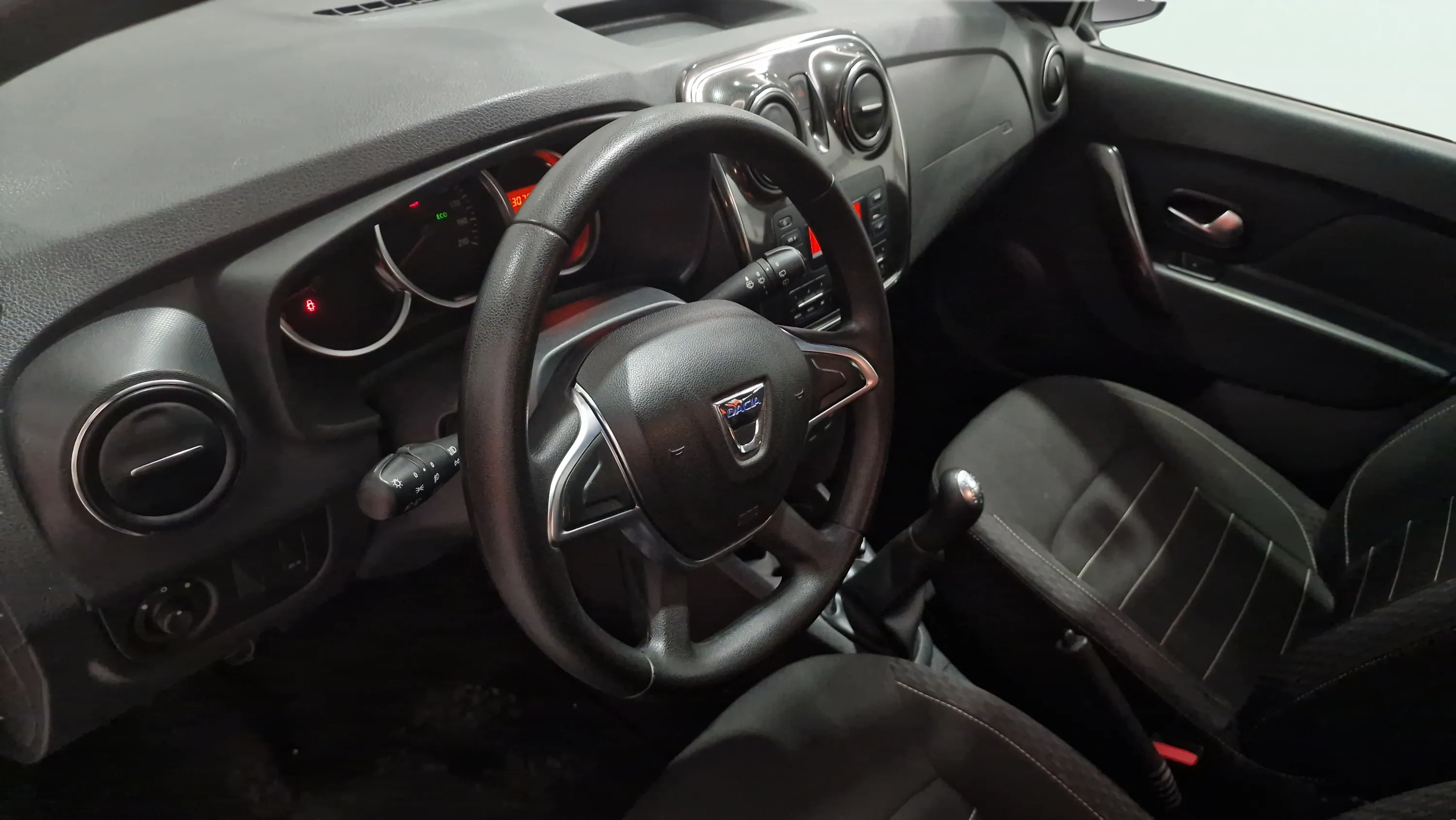 Dacia Logan MCV Comfort TCe - foto 12