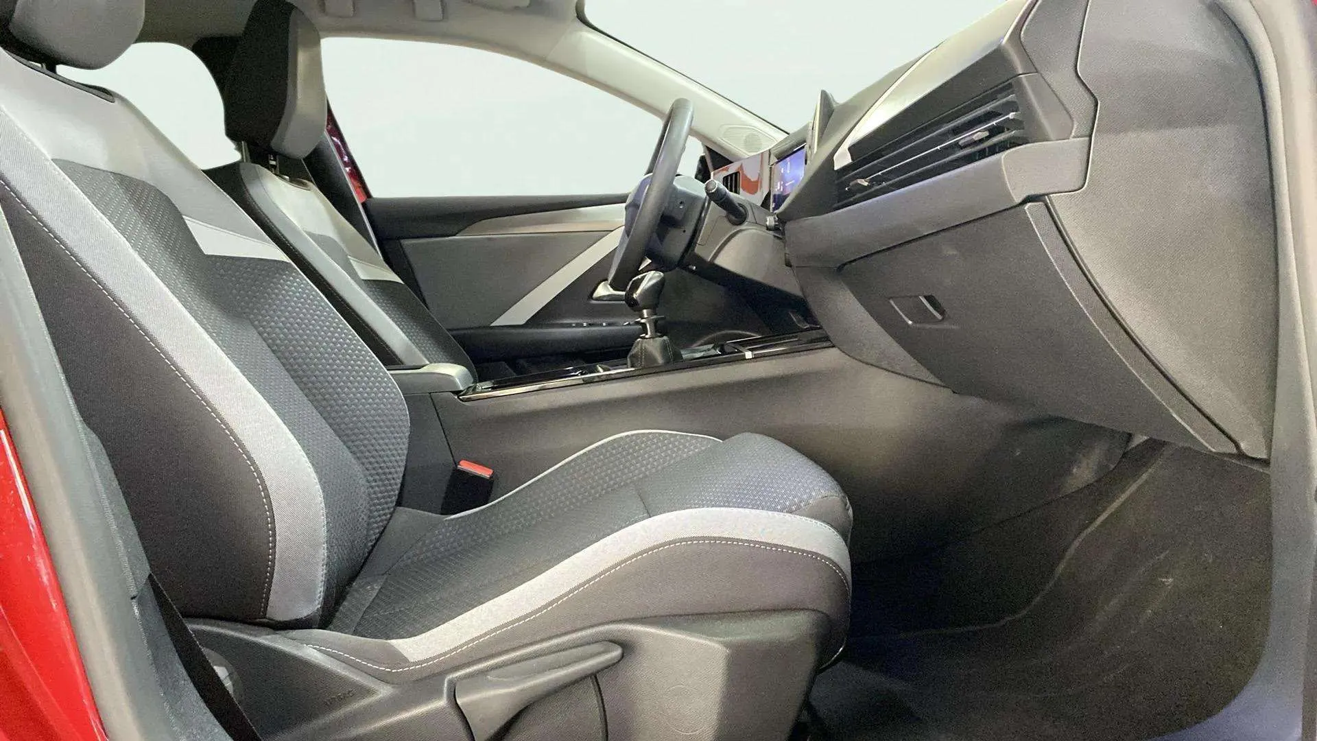 Opel Astra 1.2T XHL Tech Edition - foto 12