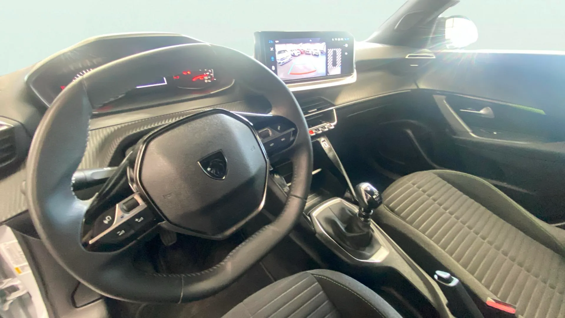 Peugeot 2008 Allure PureTech 100 - foto 11