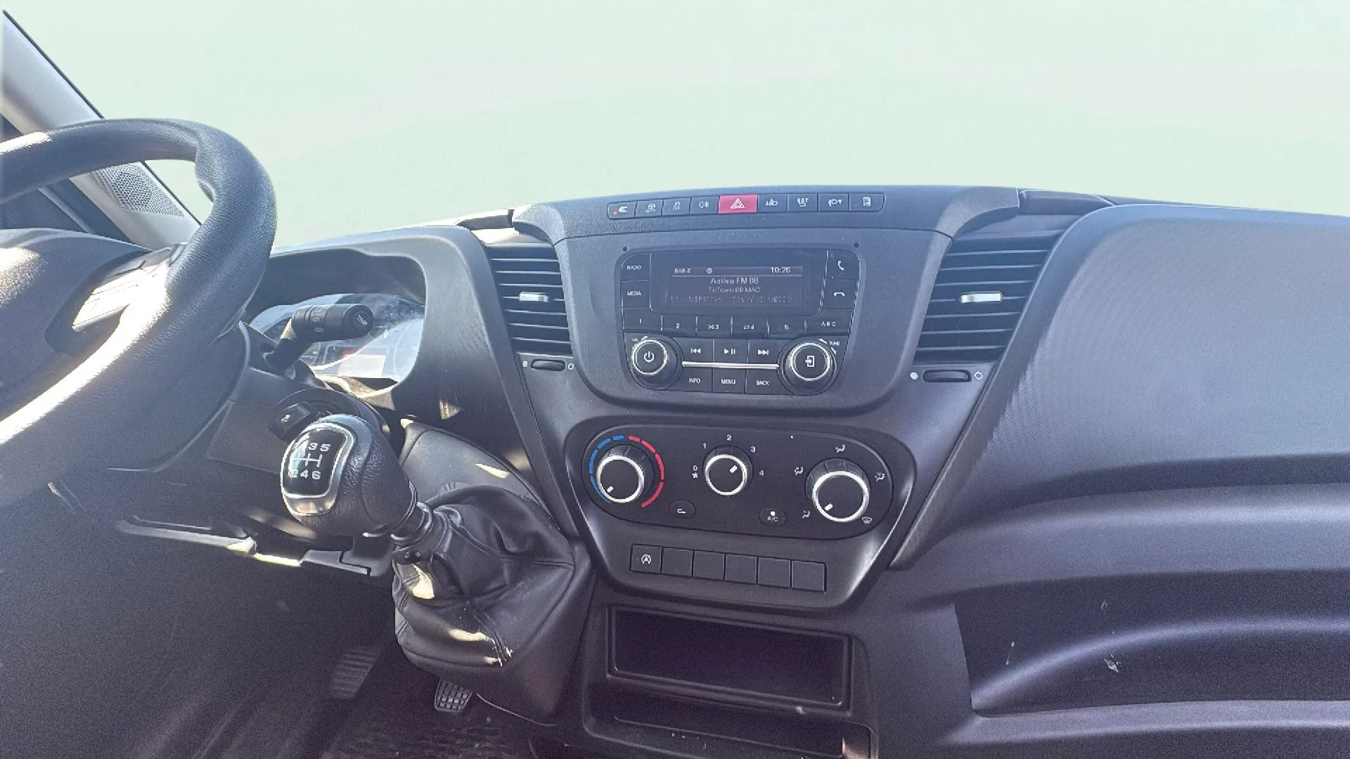 Iveco Daily 2.3 TD 35C 16 A8 V 3520/H2 10.8 M3 - foto 18