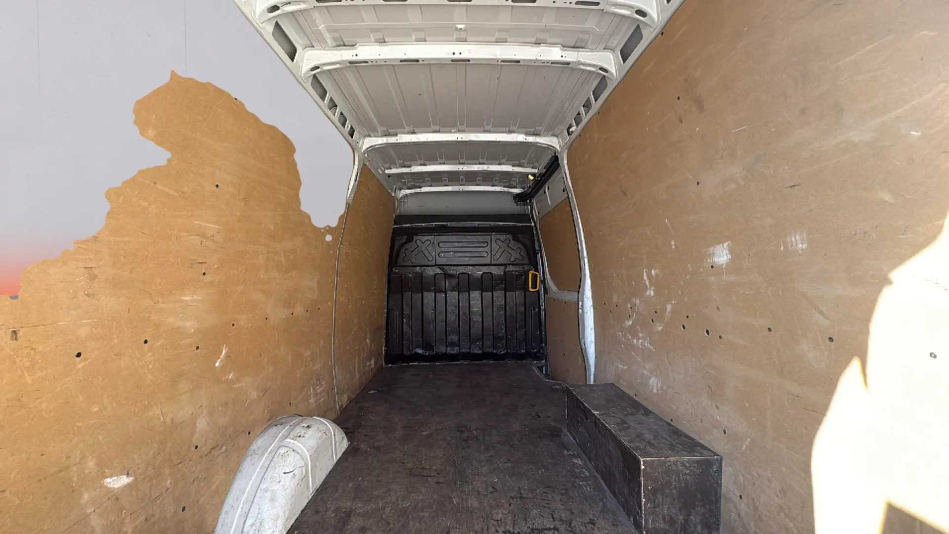 Iveco Daily 2.3 TD 35C 16 A8 V 3520/H2 10.8 M3 - foto 23