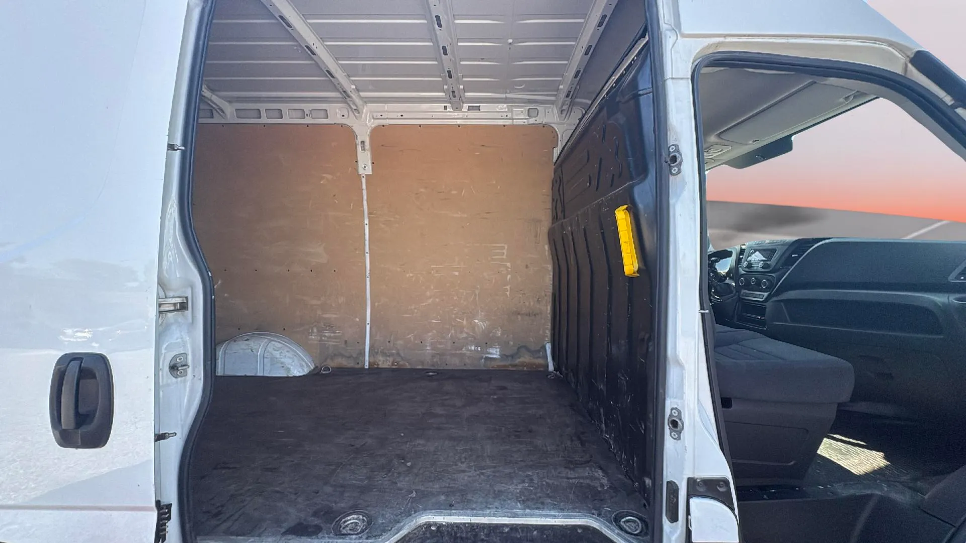 Iveco Daily 2.3 TD 35C 16 A8 V 3520/H2 10.8 M3 - foto 20