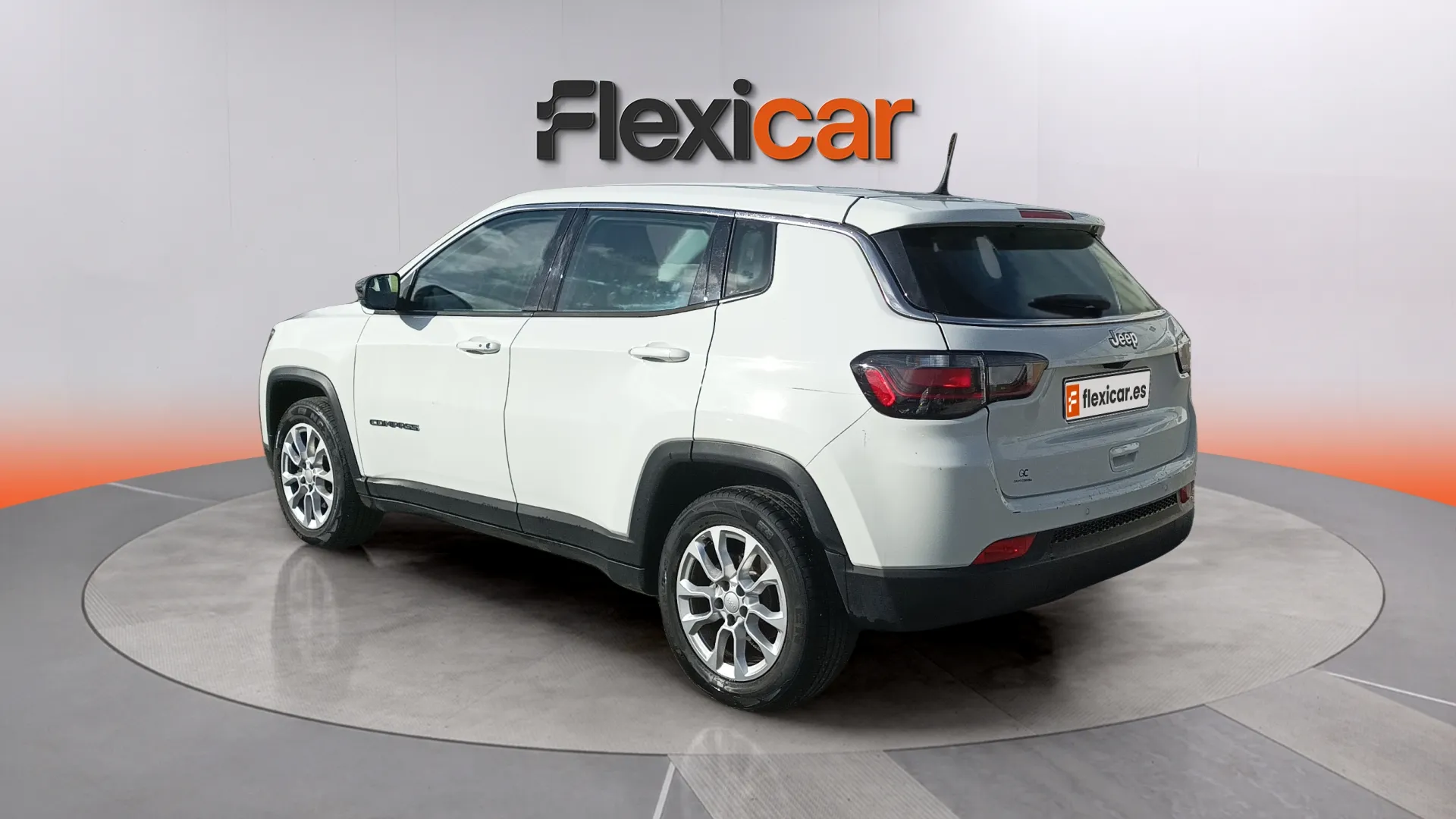 Jeep Compass 1.3 Gse T4 Longitude FWD - foto 8