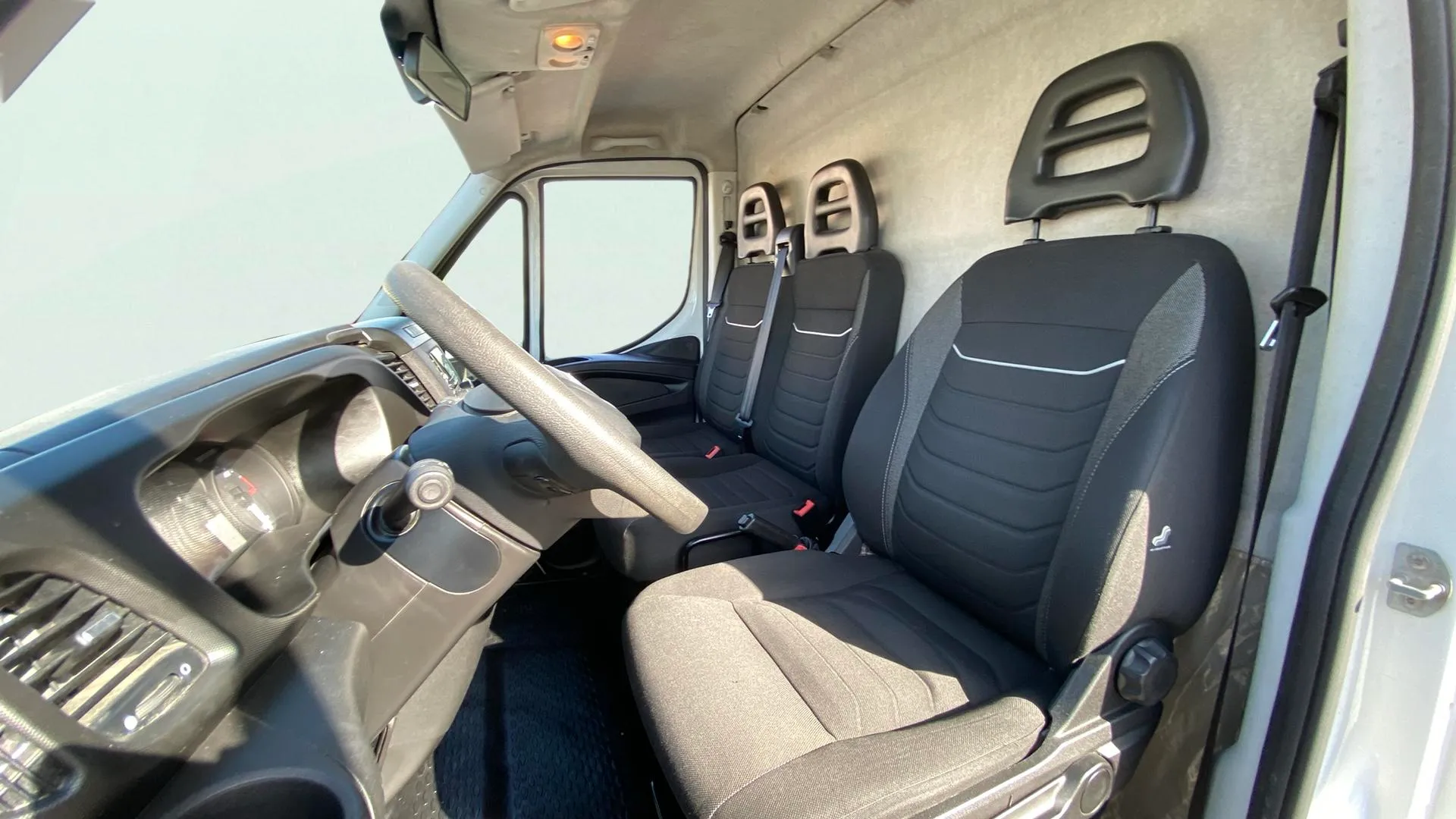 Iveco Daily 2.3 TD 35S 16 V 3520L/H2 12 M3 - foto 10