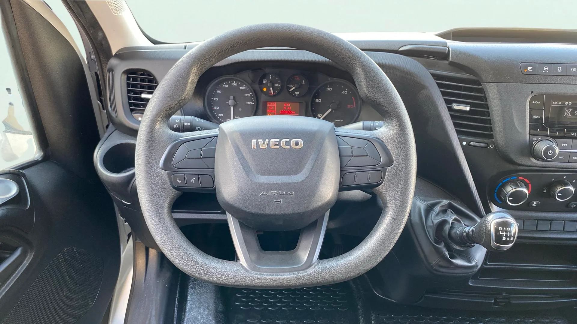 Iveco Daily 2.3 TD 35S 16 V 3520L/H2 12 M3 - foto 15