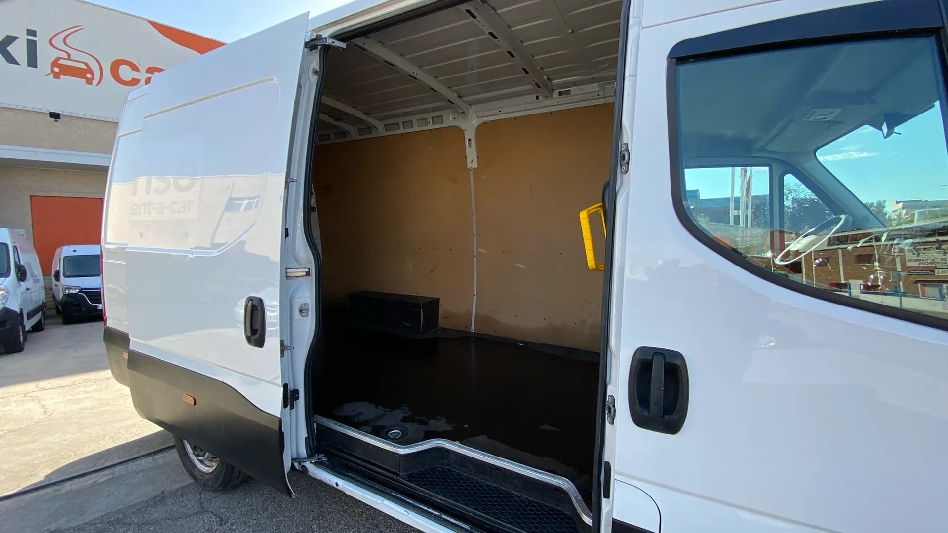 Iveco Daily 2.3 TD 35S 16 V 3520L/H2 12 M3 - foto 9