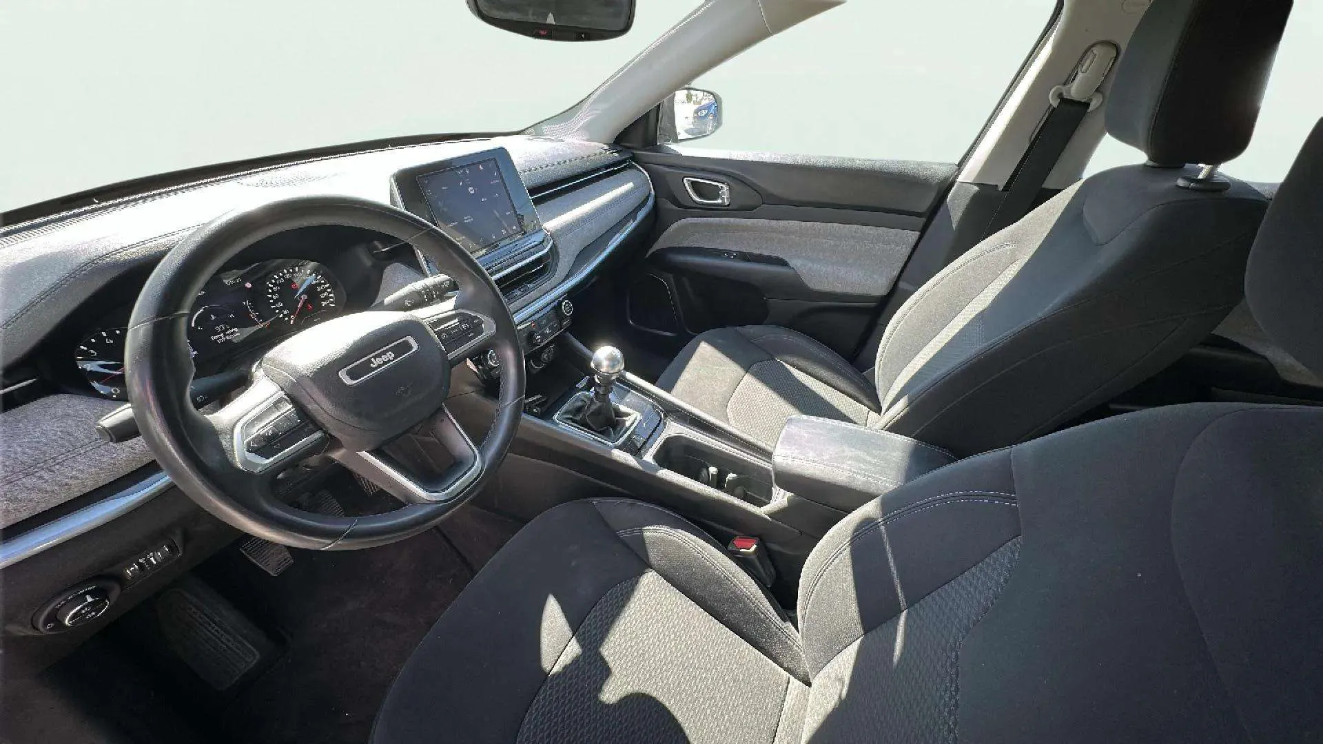 Jeep Compass 1.3 Gse T4 Longitude FWD - foto 9