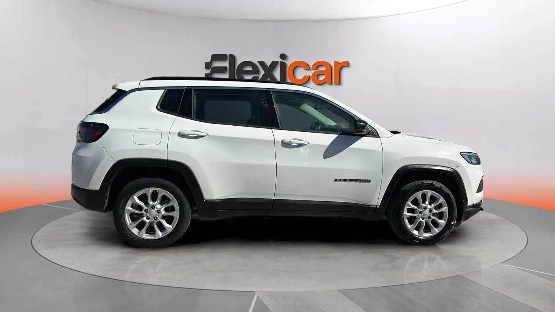 Jeep Compass 1.3 Gse T4 Longitude FWD - foto 8