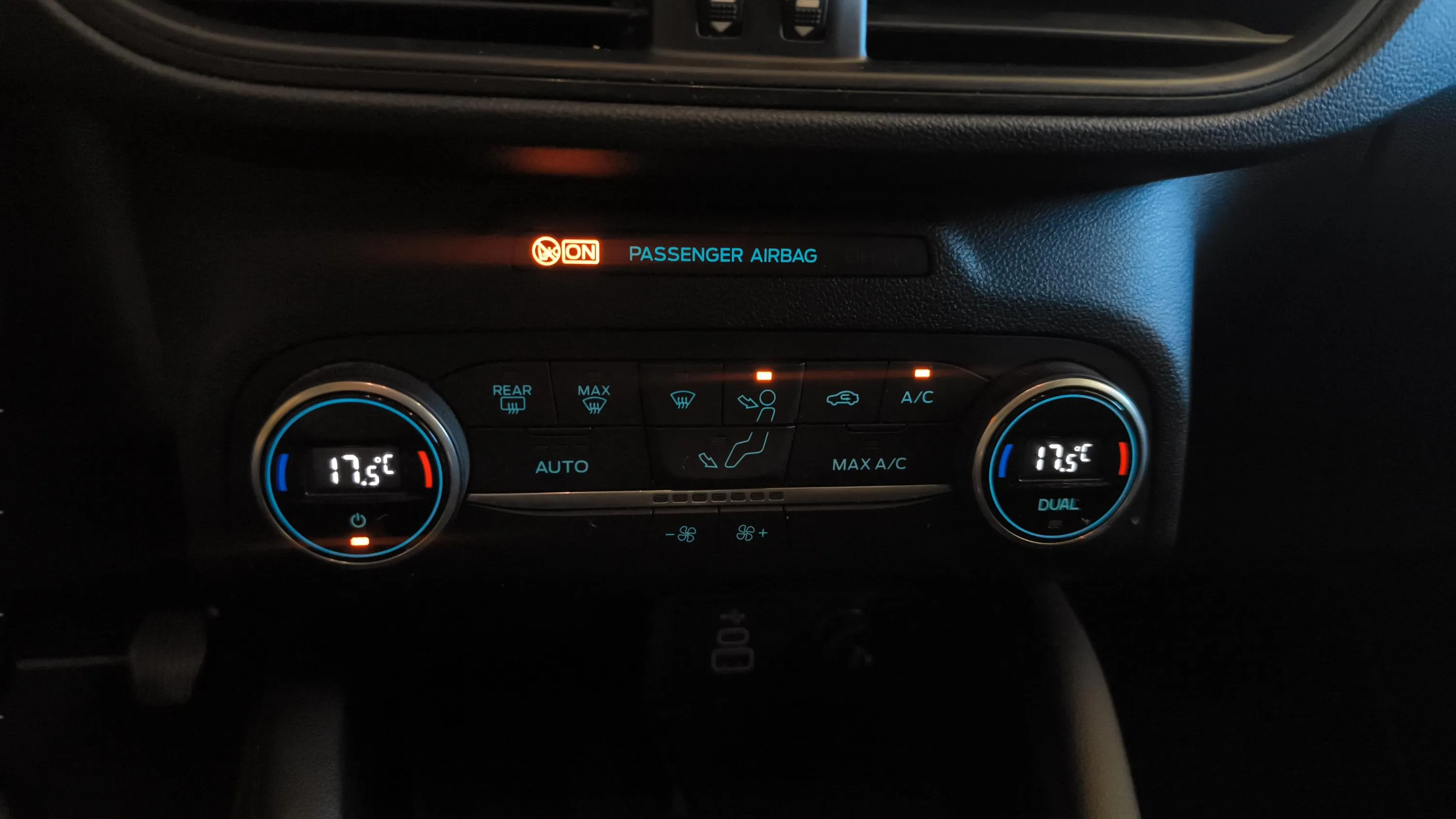 Ford Kuga ST-Line 1.5T EcoBoost - foto 13