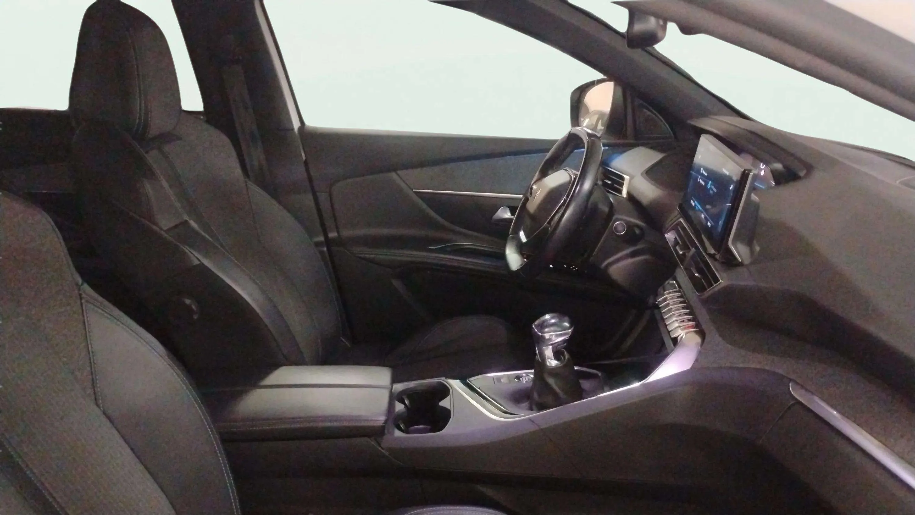 Peugeot 3008 1.2 PureTech Allure Pack - foto 10