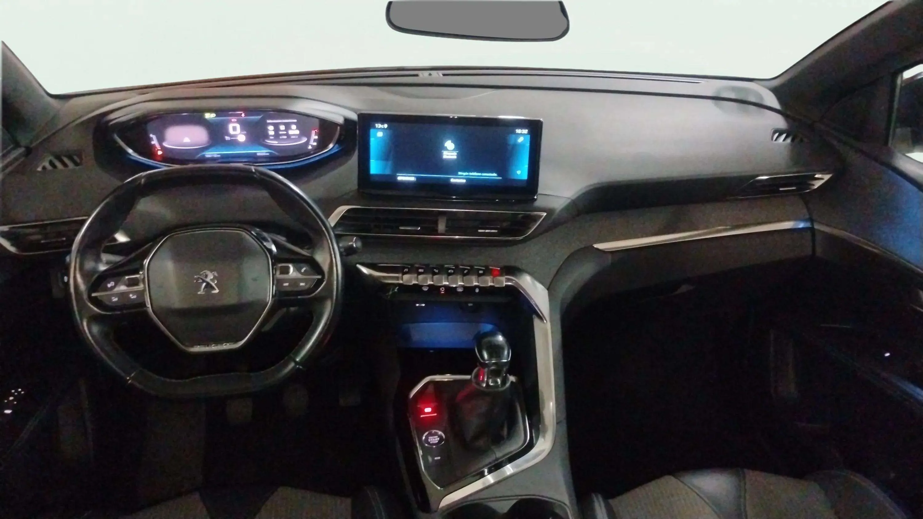 Peugeot 3008 1.2 PureTech Allure Pack - foto 18