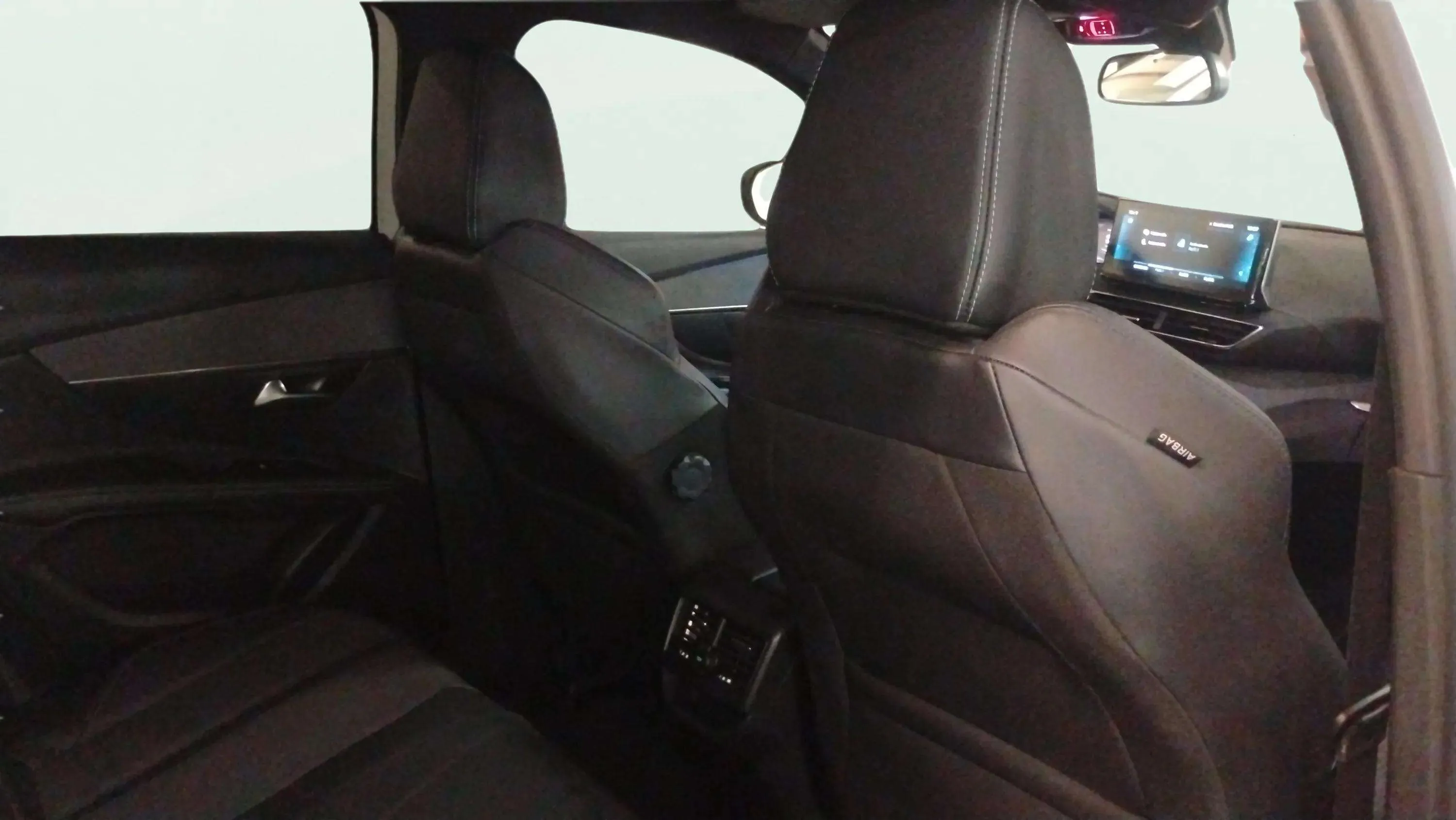 Peugeot 3008 1.2 PureTech Allure Pack - foto 15