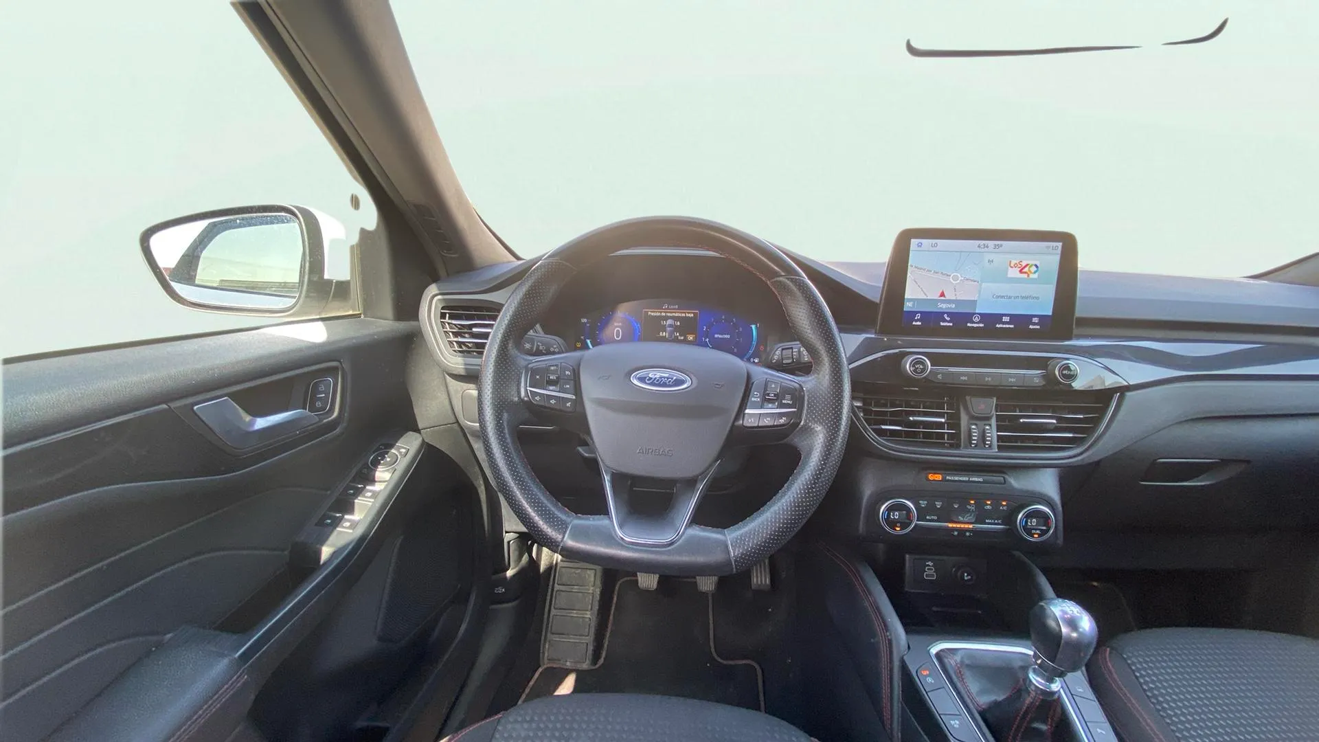 Ford Kuga ST-Line 1.5T EcoBoost - foto 11