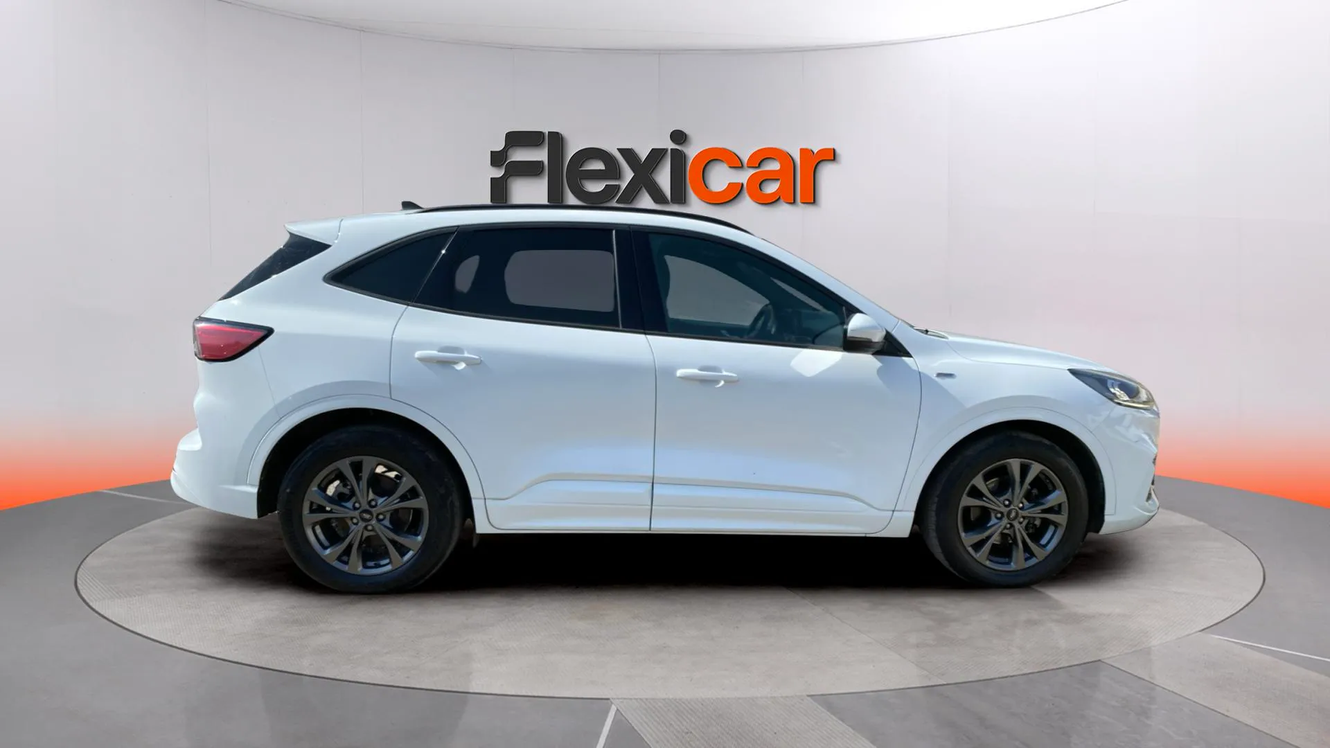 Ford Kuga ST-Line 1.5T EcoBoost - foto 8