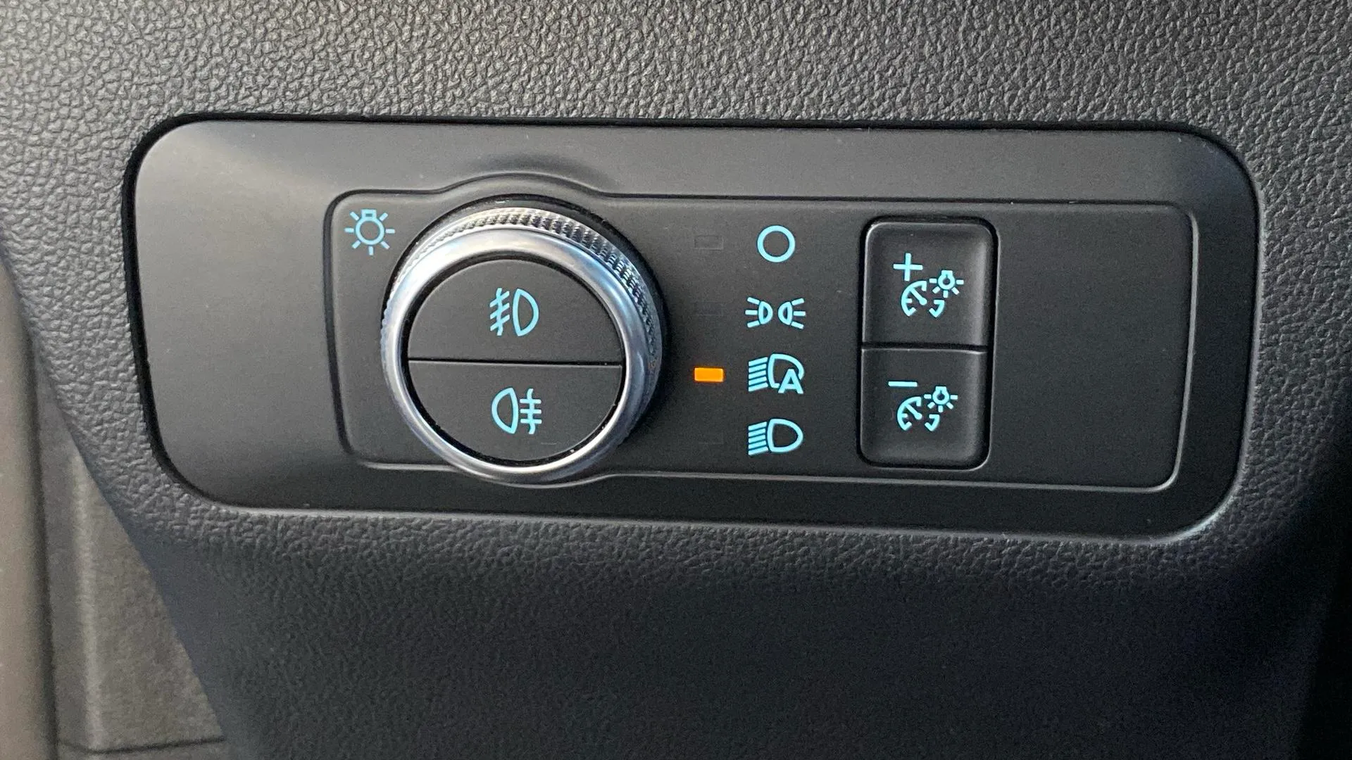 Ford Kuga ST-Line 1.5T EcoBoost - foto 24