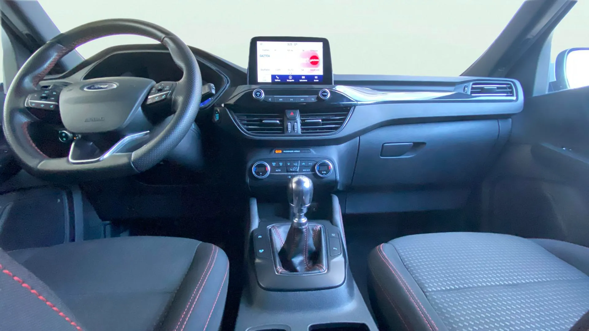 Ford Kuga ST-Line 1.5T EcoBoost - foto 16