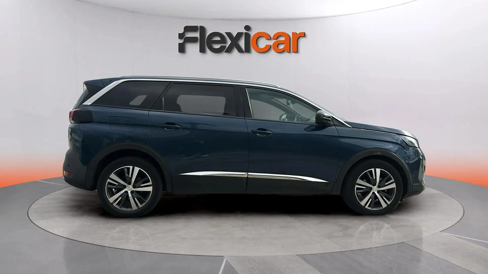 Peugeot 5008 1.5 BlueHDi Allure Pack EAT8 - foto 12
