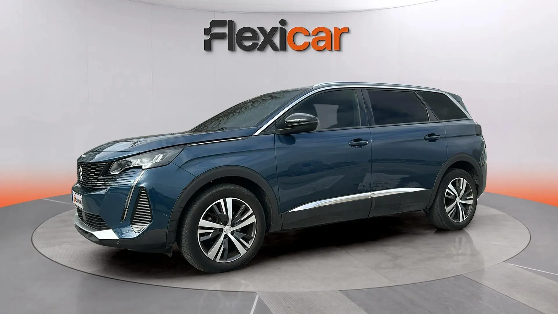Peugeot 5008 1.5 BlueHDi Allure Pack EAT8 - foto 4