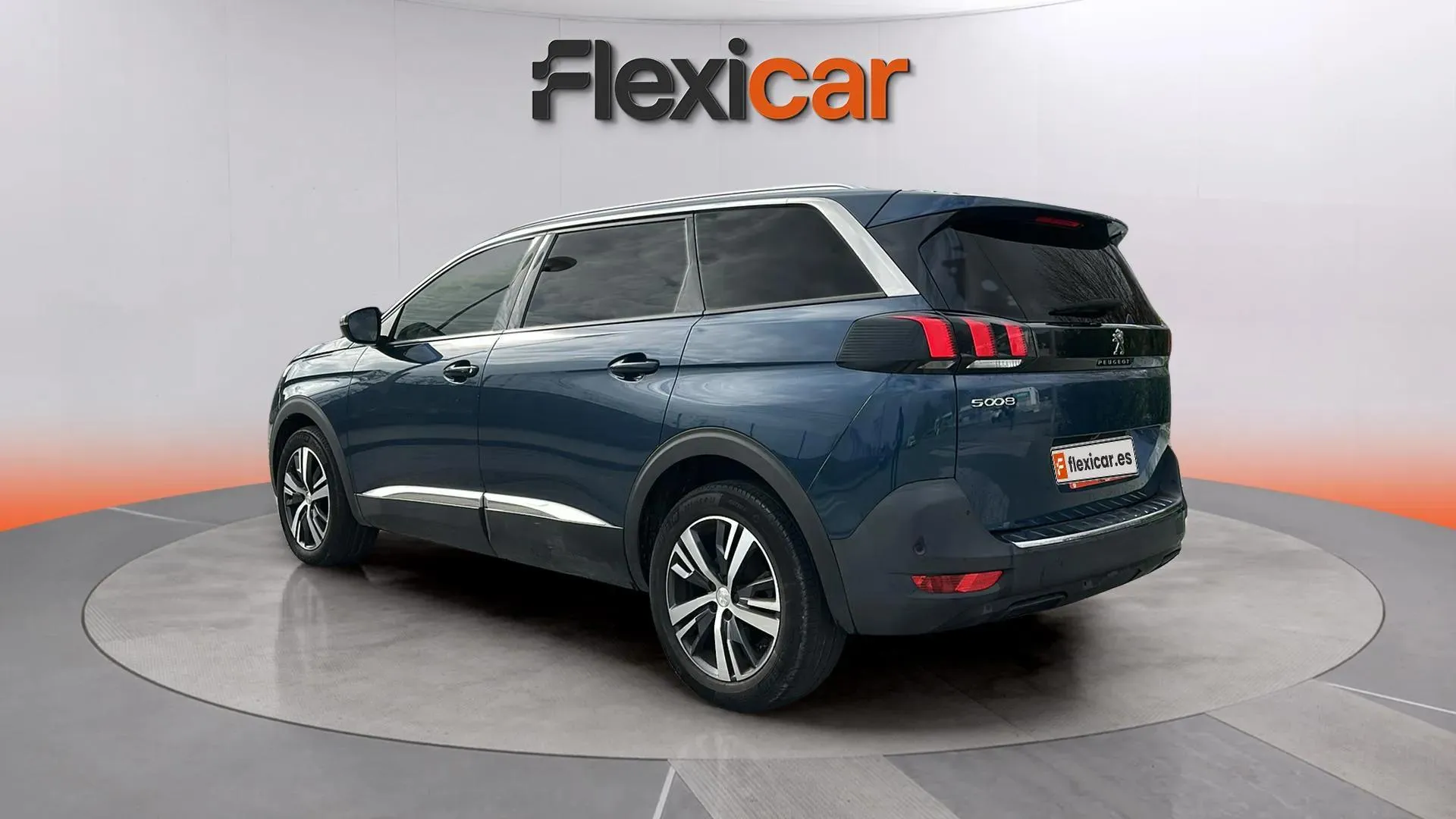 Peugeot 5008 1.5 BlueHDi Allure Pack EAT8 - foto 7