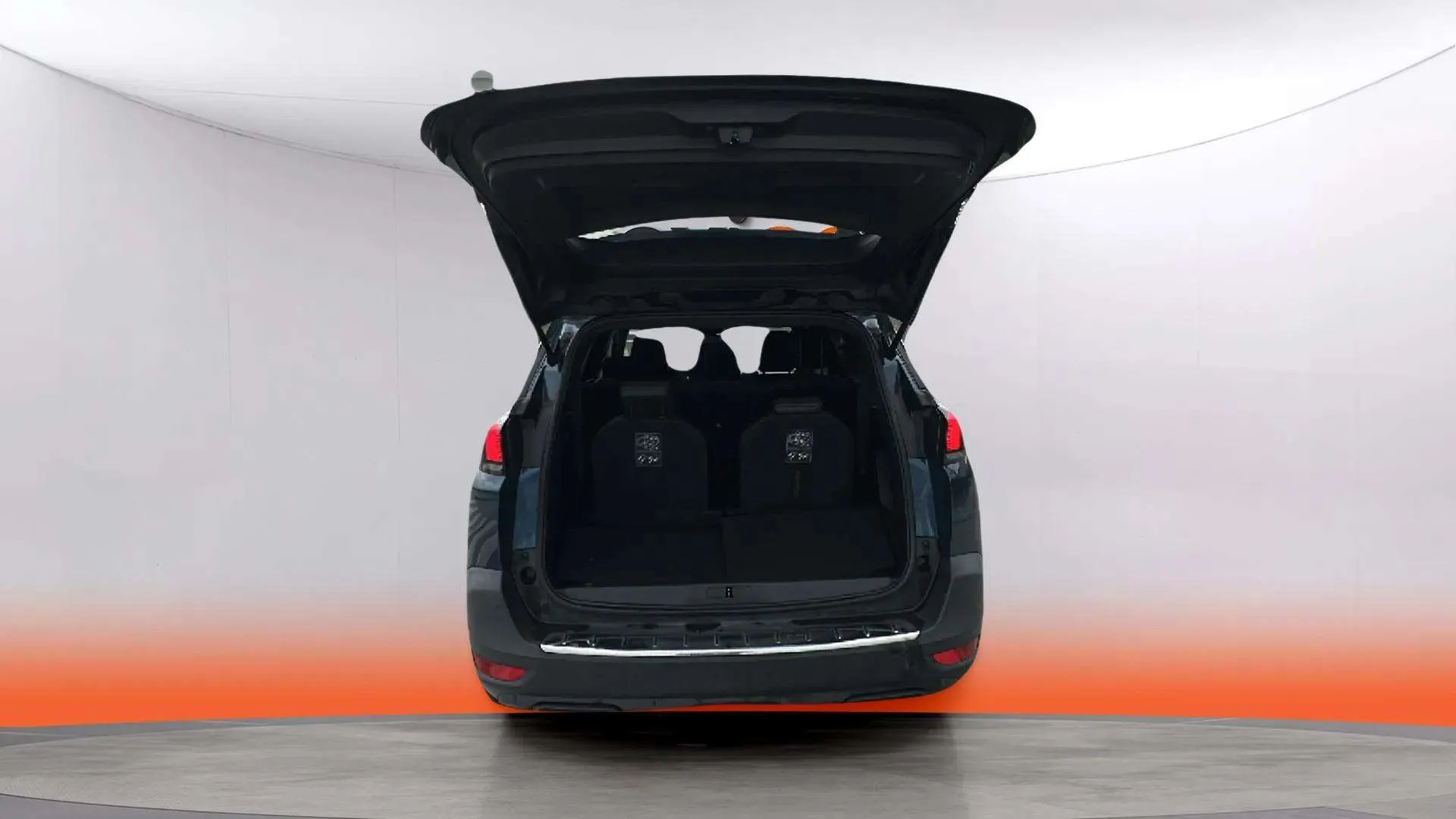 Peugeot 5008 1.5 BlueHDi Allure Pack EAT8 - foto 9