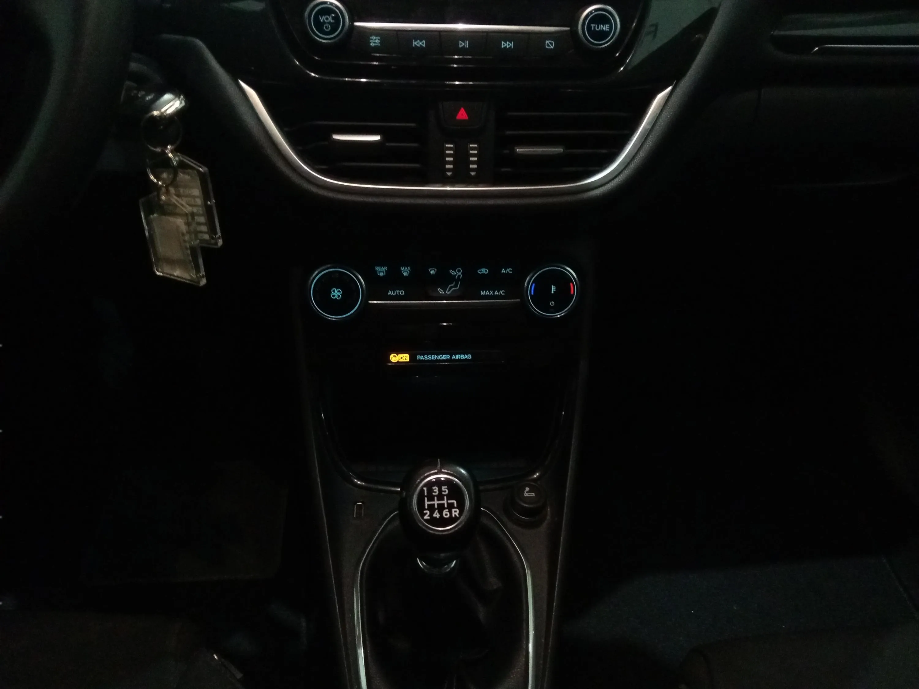 Ford Puma 1.0 EcoBoost Titanium Design MHEV - foto 11
