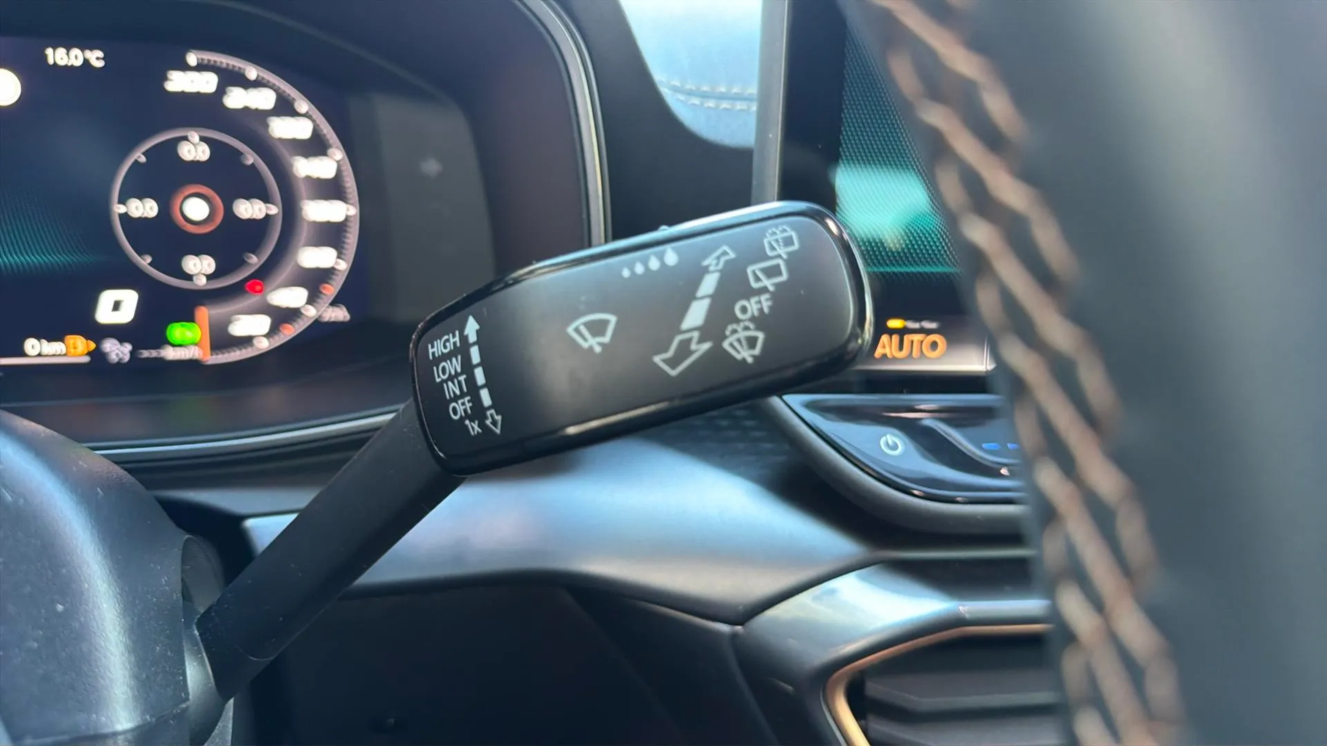 Cupra León SP 1.5 eTSI DSG - foto 25