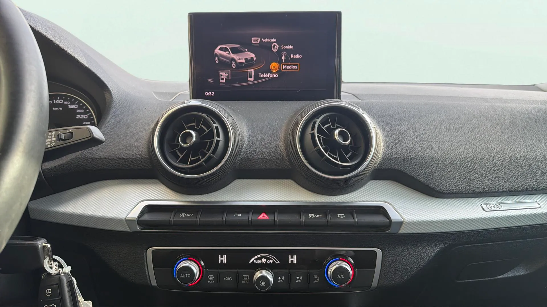 Audi Q2 Design 30 TFSI - foto 12
