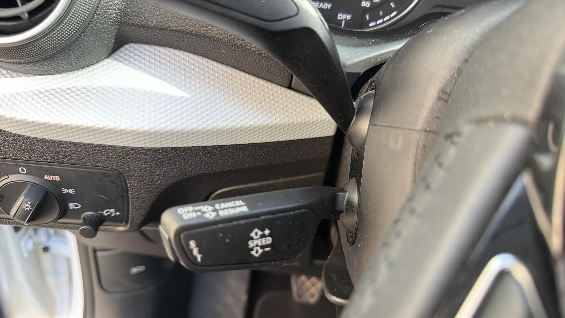 Audi Q2 Design 30 TFSI - foto 22
