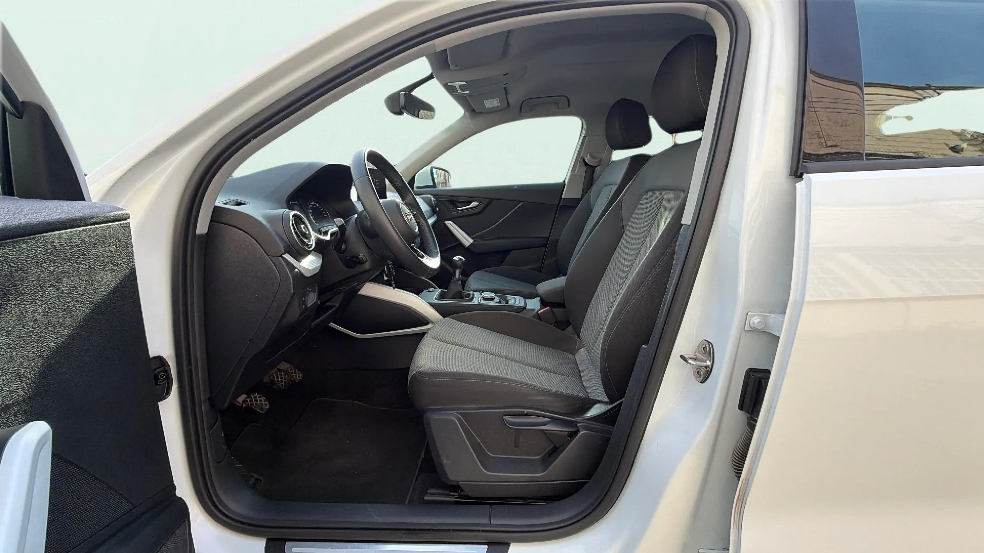 Audi Q2 Design 30 TFSI - foto 15