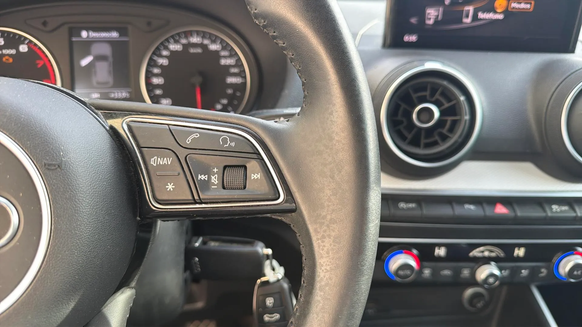 Audi Q2 Design 30 TFSI - foto 19