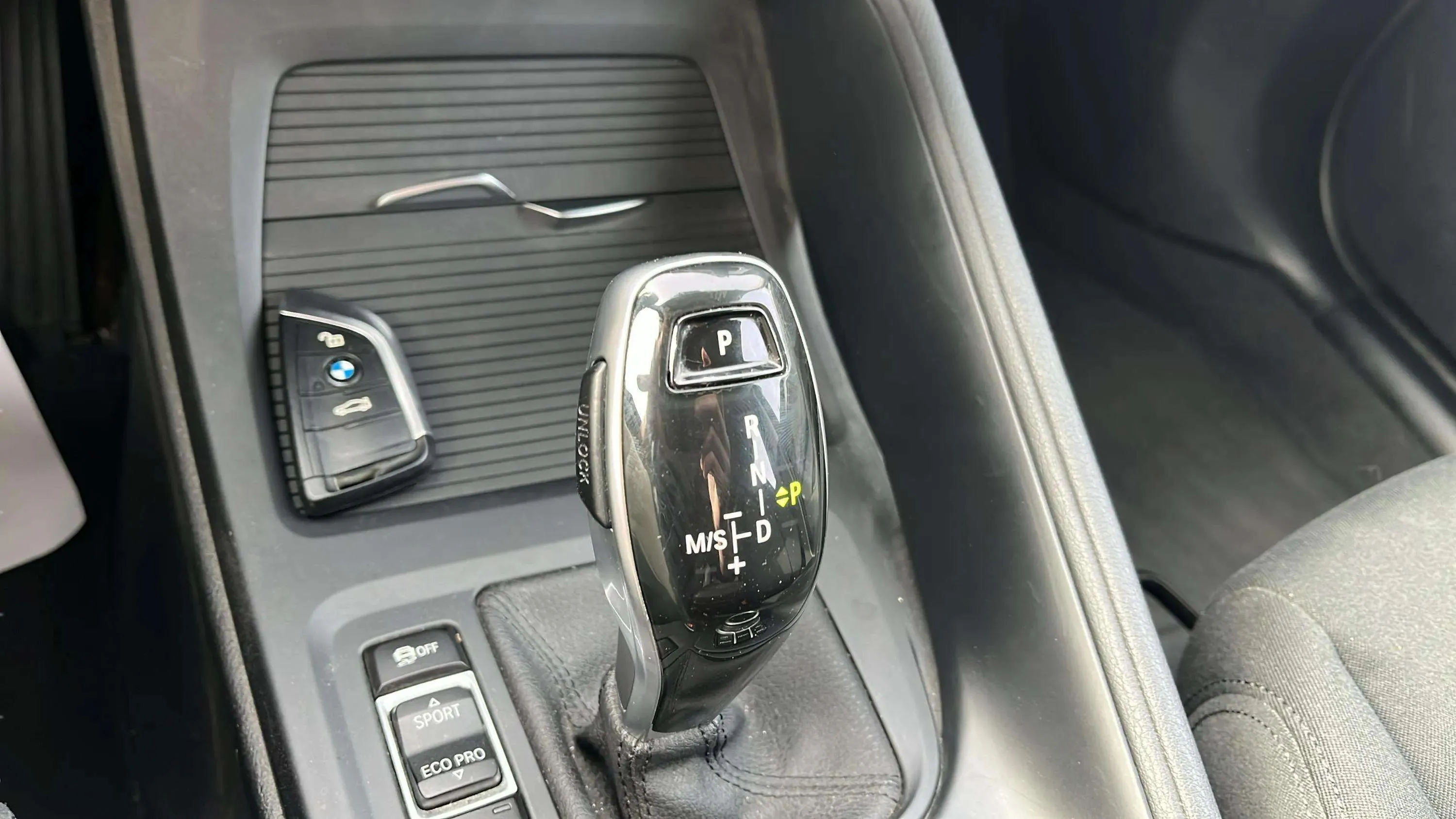 BMW X1 sDrive18d Business - foto 19