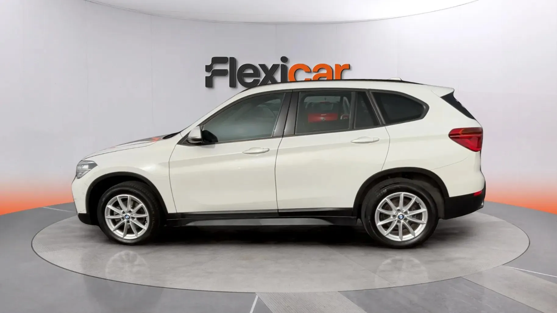 BMW X1 sDrive18d Business - foto 7