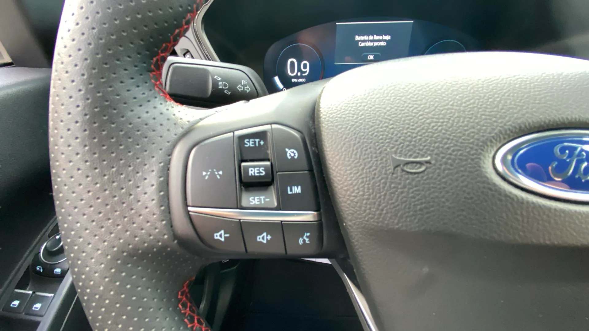 Ford Kuga ST-Line 1.5T EcoBoost - foto 13