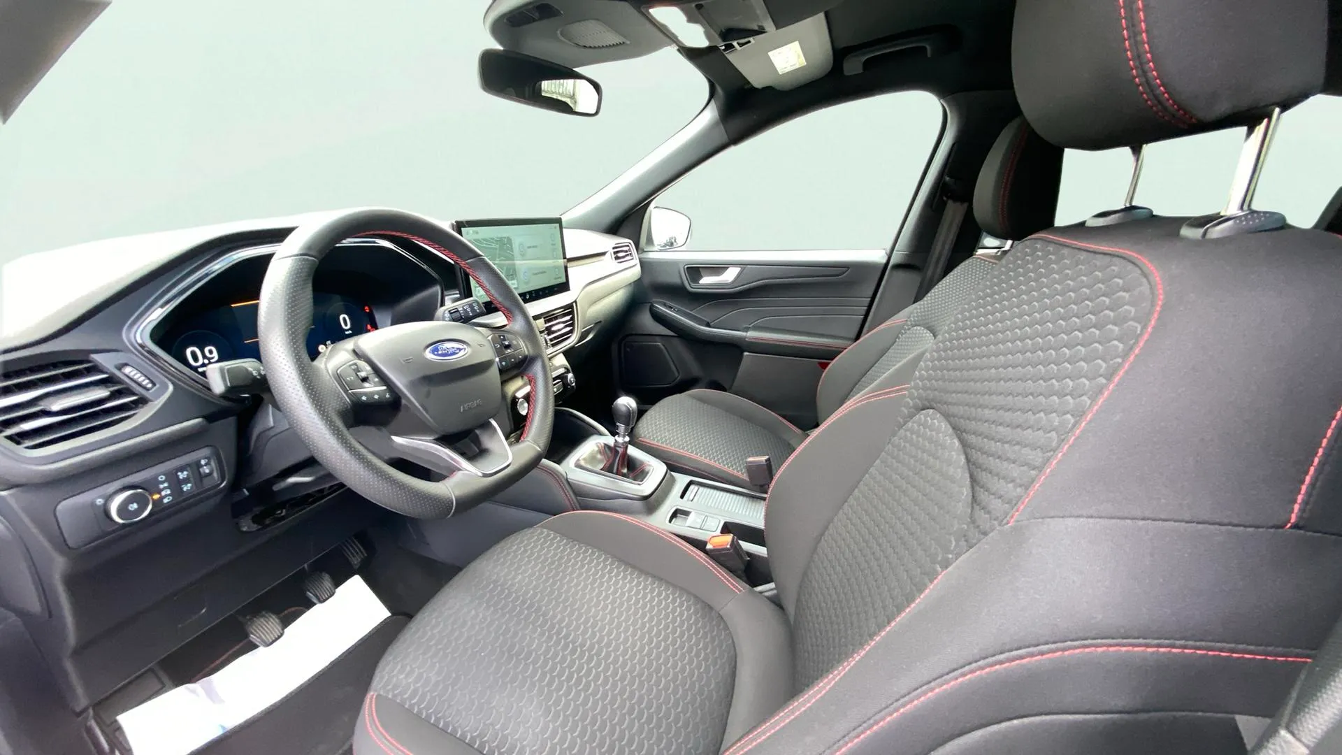 Ford Kuga ST-Line 1.5T EcoBoost - foto 28