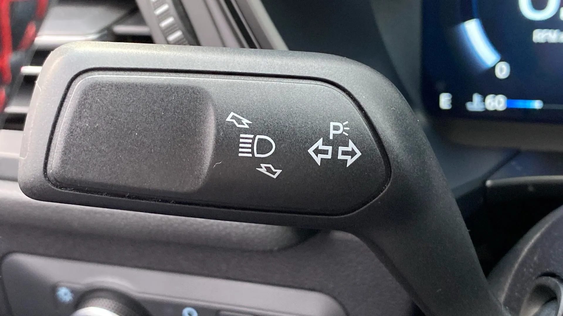 Ford Kuga ST-Line 1.5T EcoBoost - foto 12