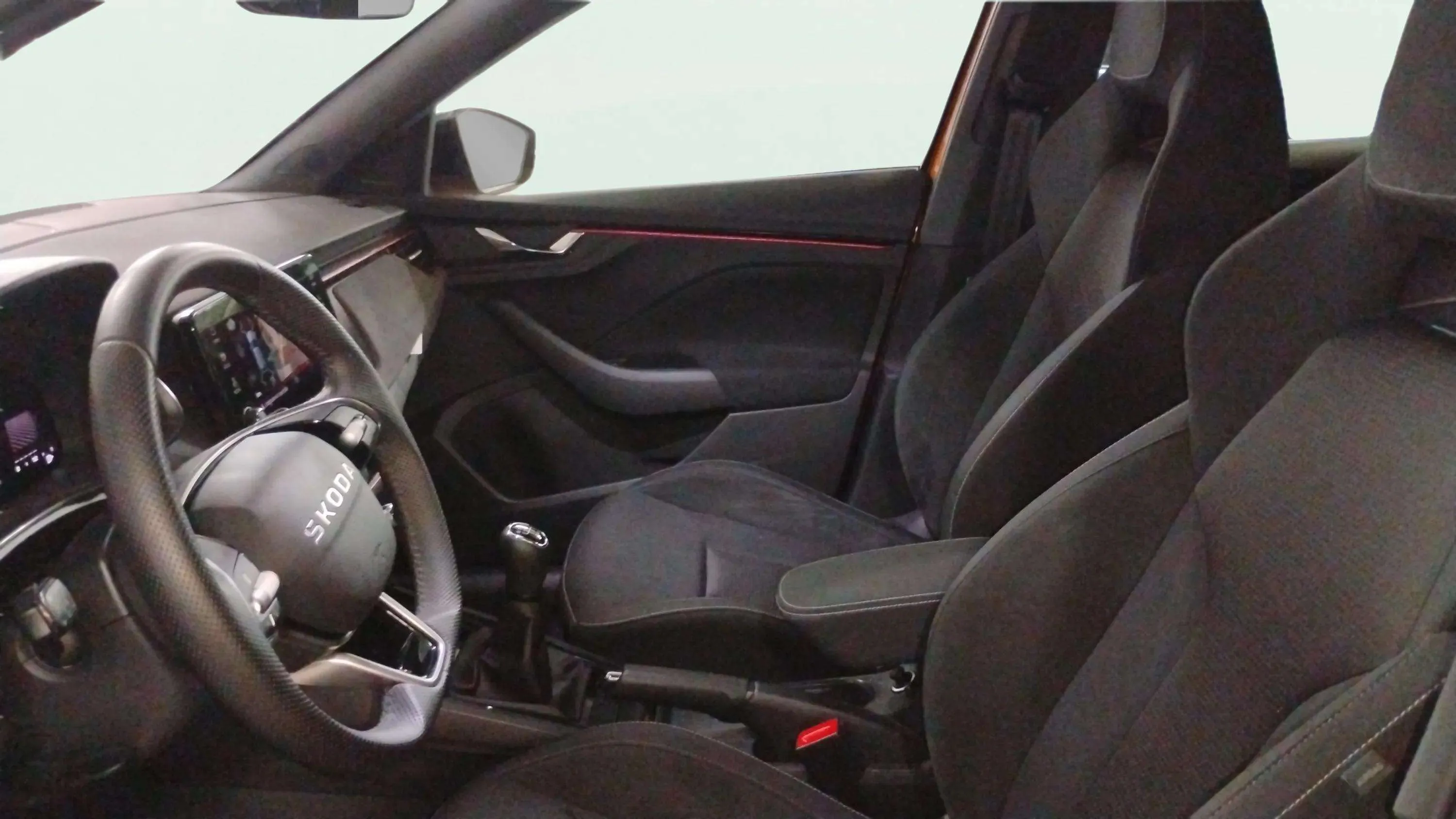Škoda Kamiq 1.5 TSI Selection - foto 7