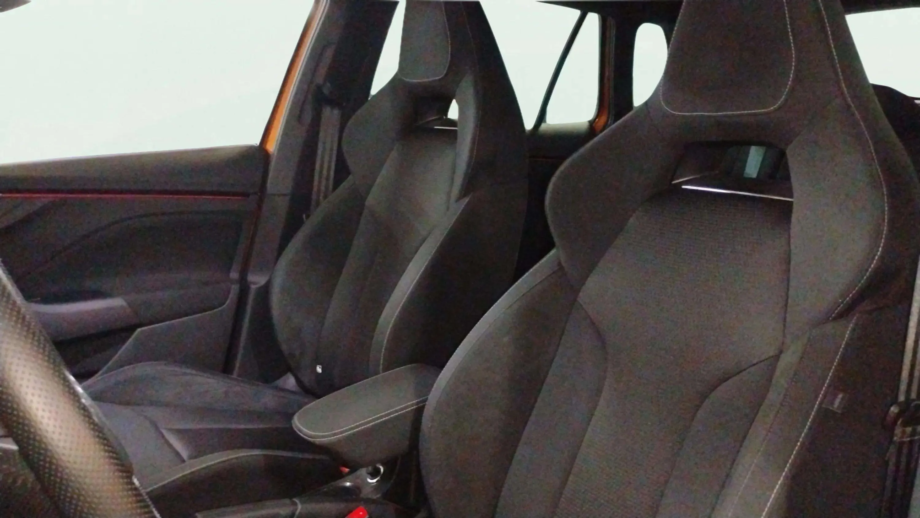 Škoda Kamiq 1.5 TSI Selection - foto 8