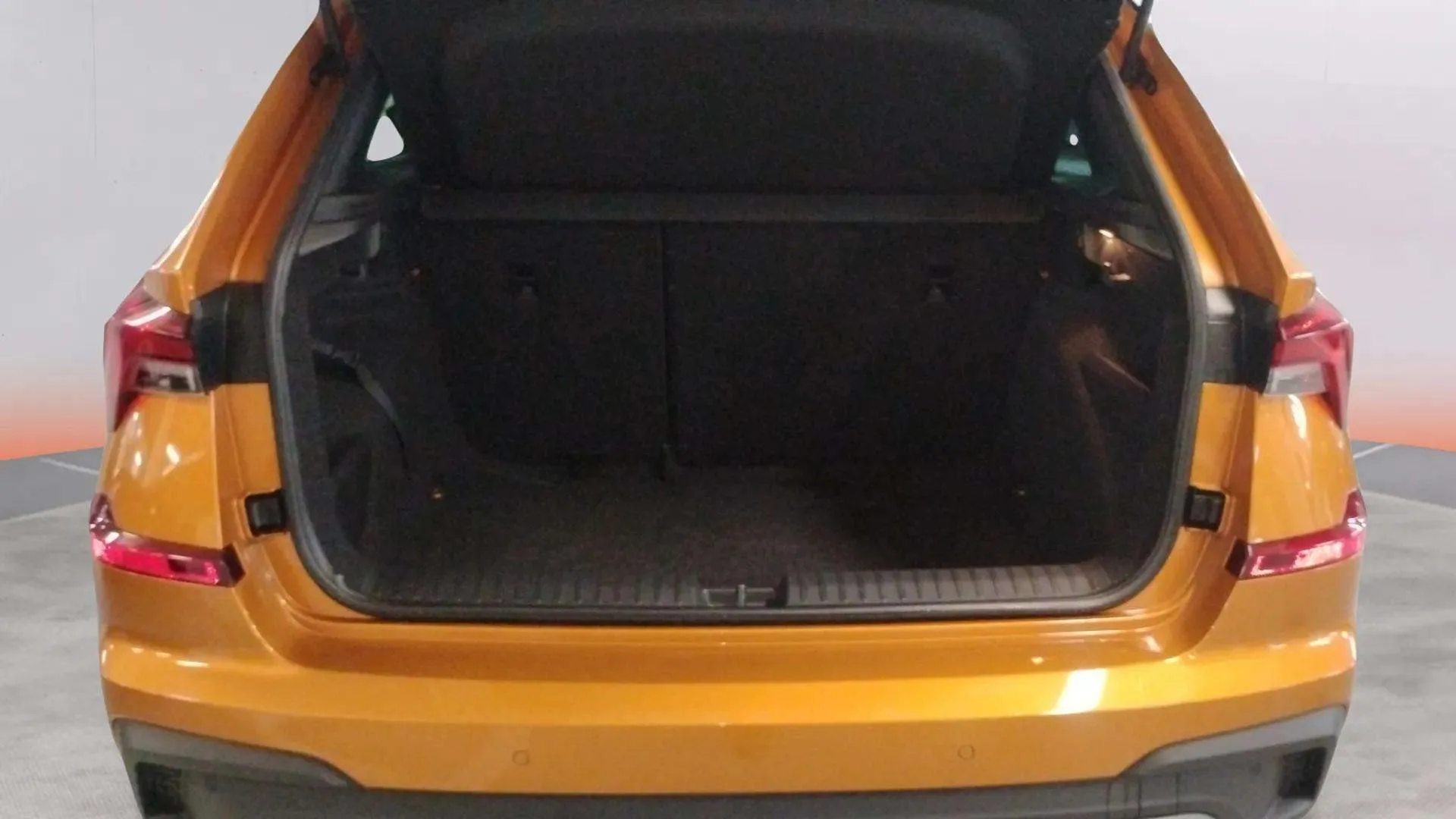 Škoda Kamiq 1.5 TSI Selection - foto 27