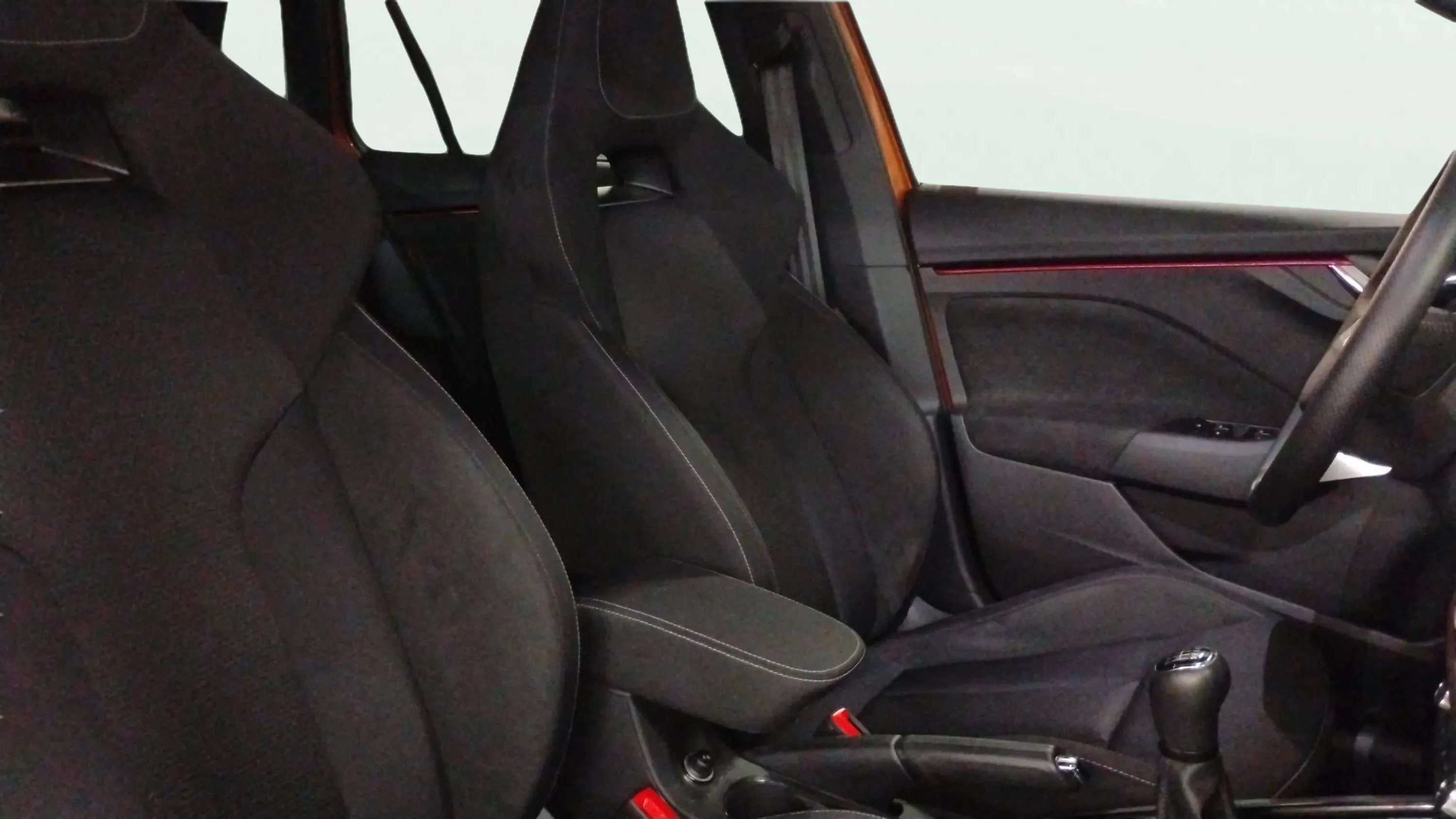 Škoda Kamiq 1.5 TSI Selection - foto 11