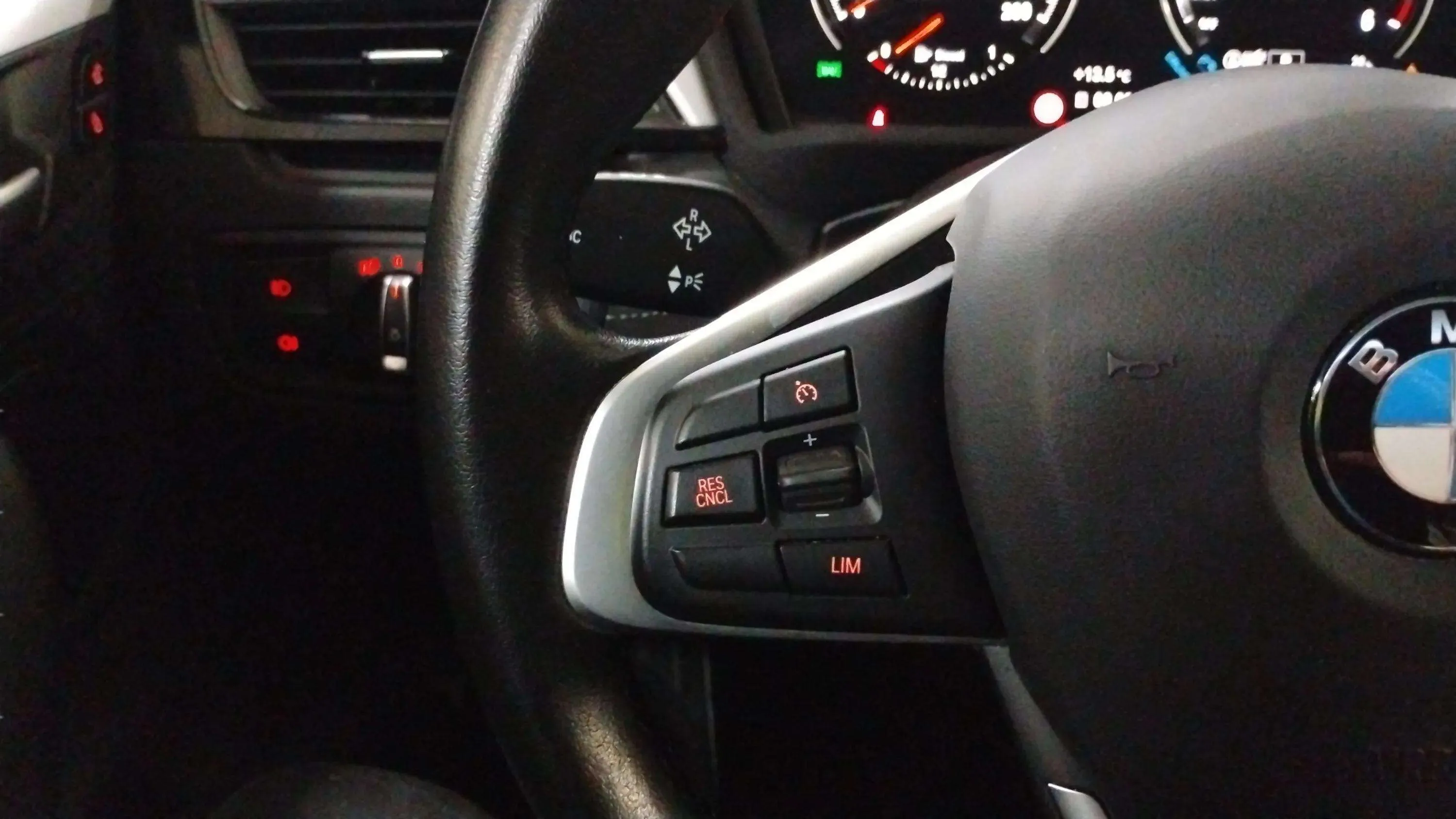 BMW X2 sDrive18d - foto 9