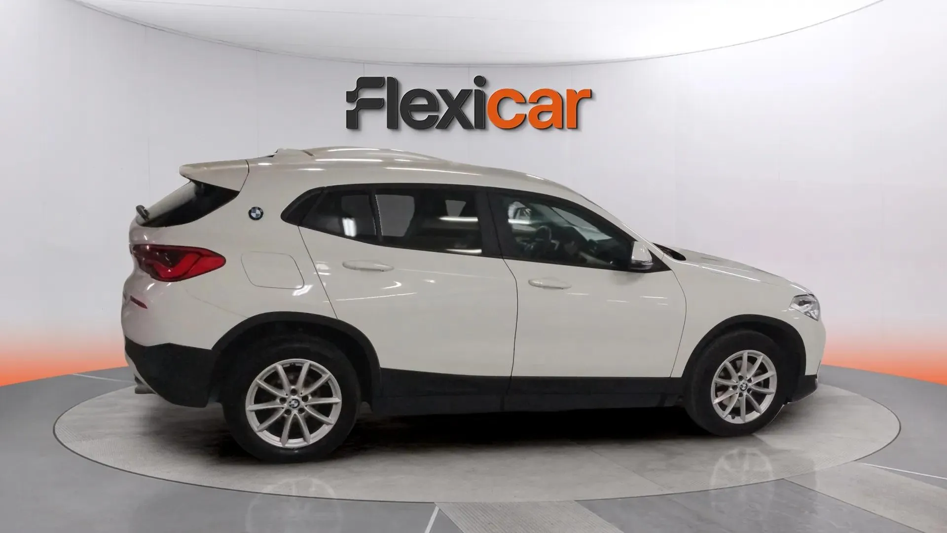 BMW X2 sDrive18d - foto 3