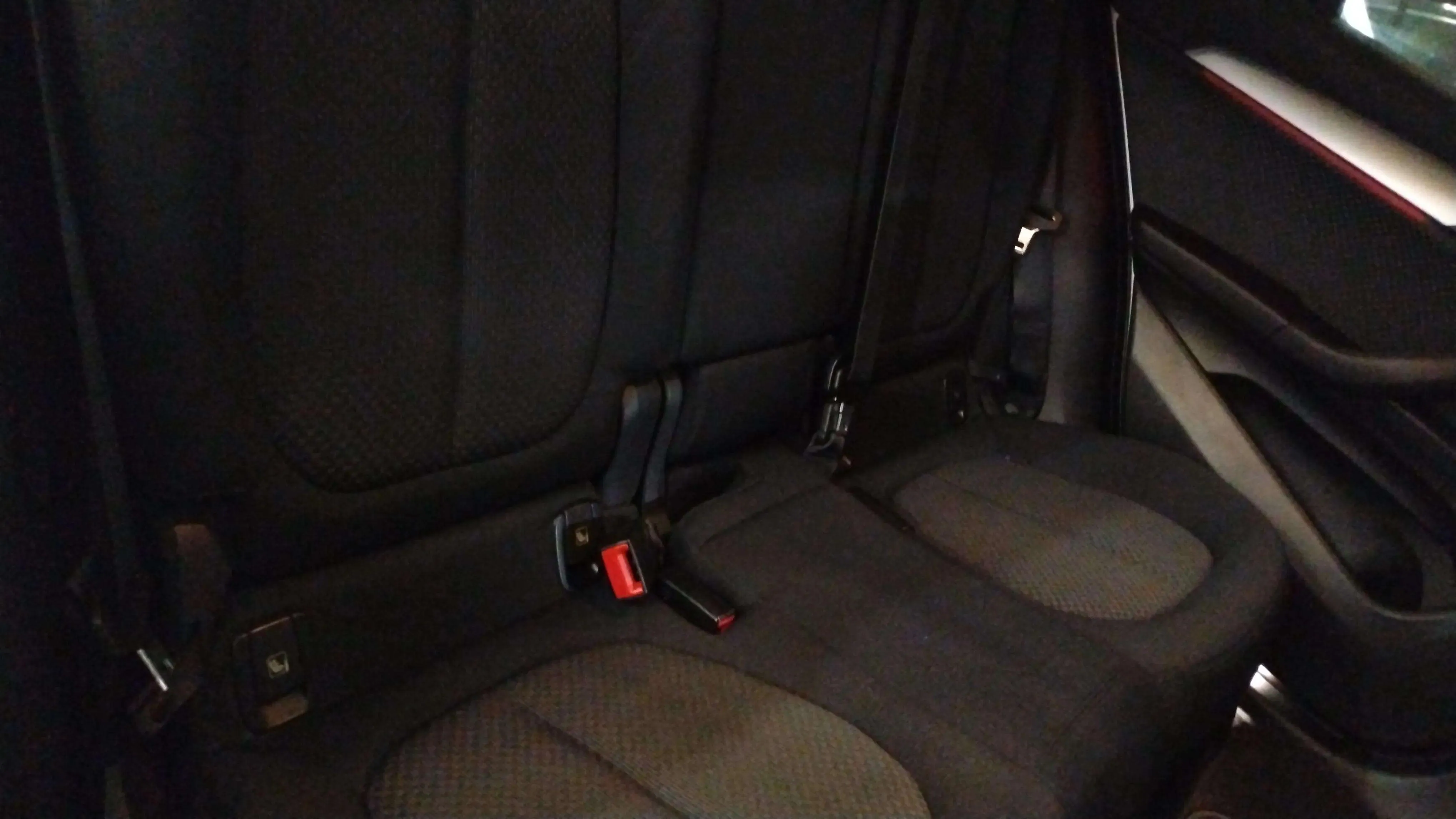 BMW X2 sDrive18d - foto 18