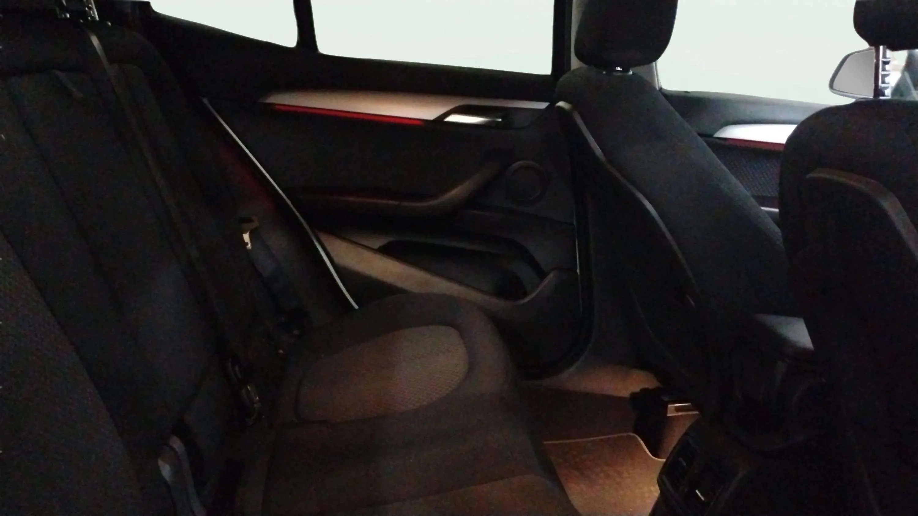 BMW X2 sDrive18d - foto 24