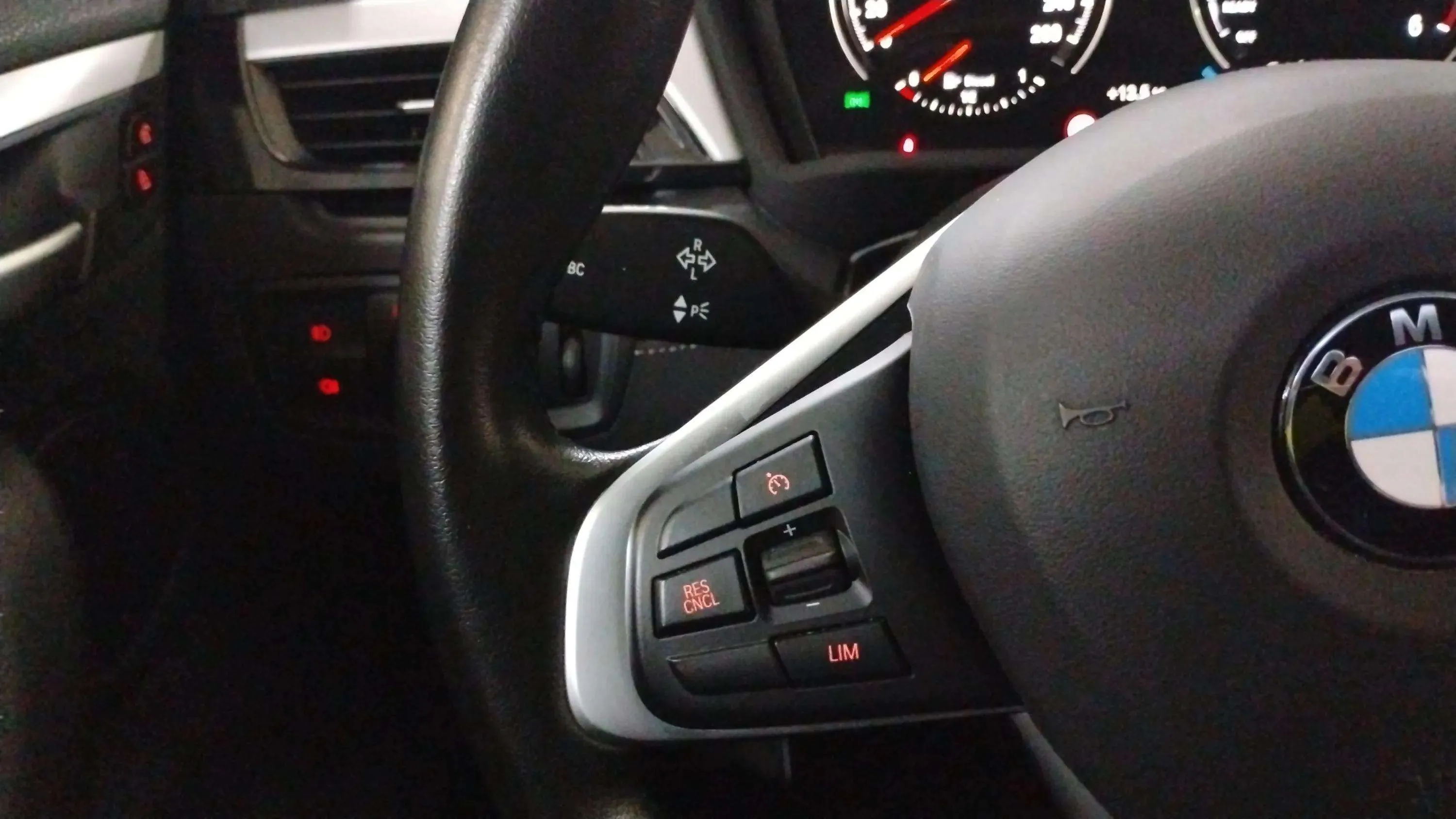 BMW X2 sDrive18d - foto 11