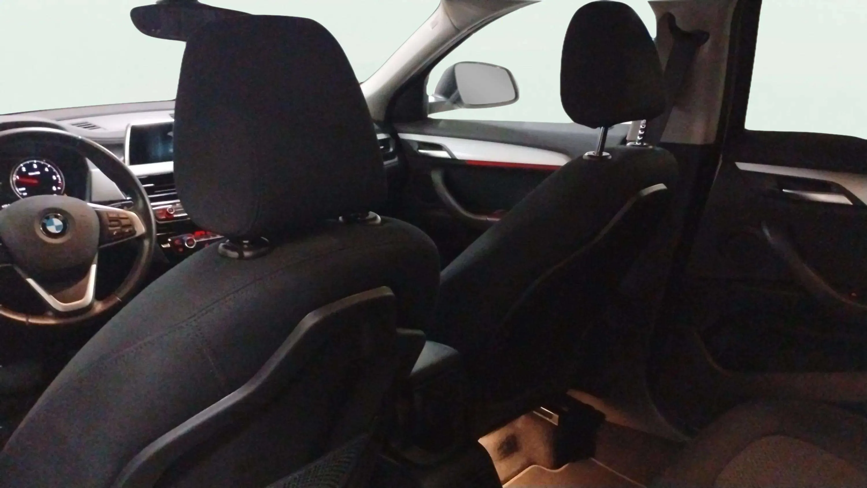 BMW X2 sDrive18d - foto 19