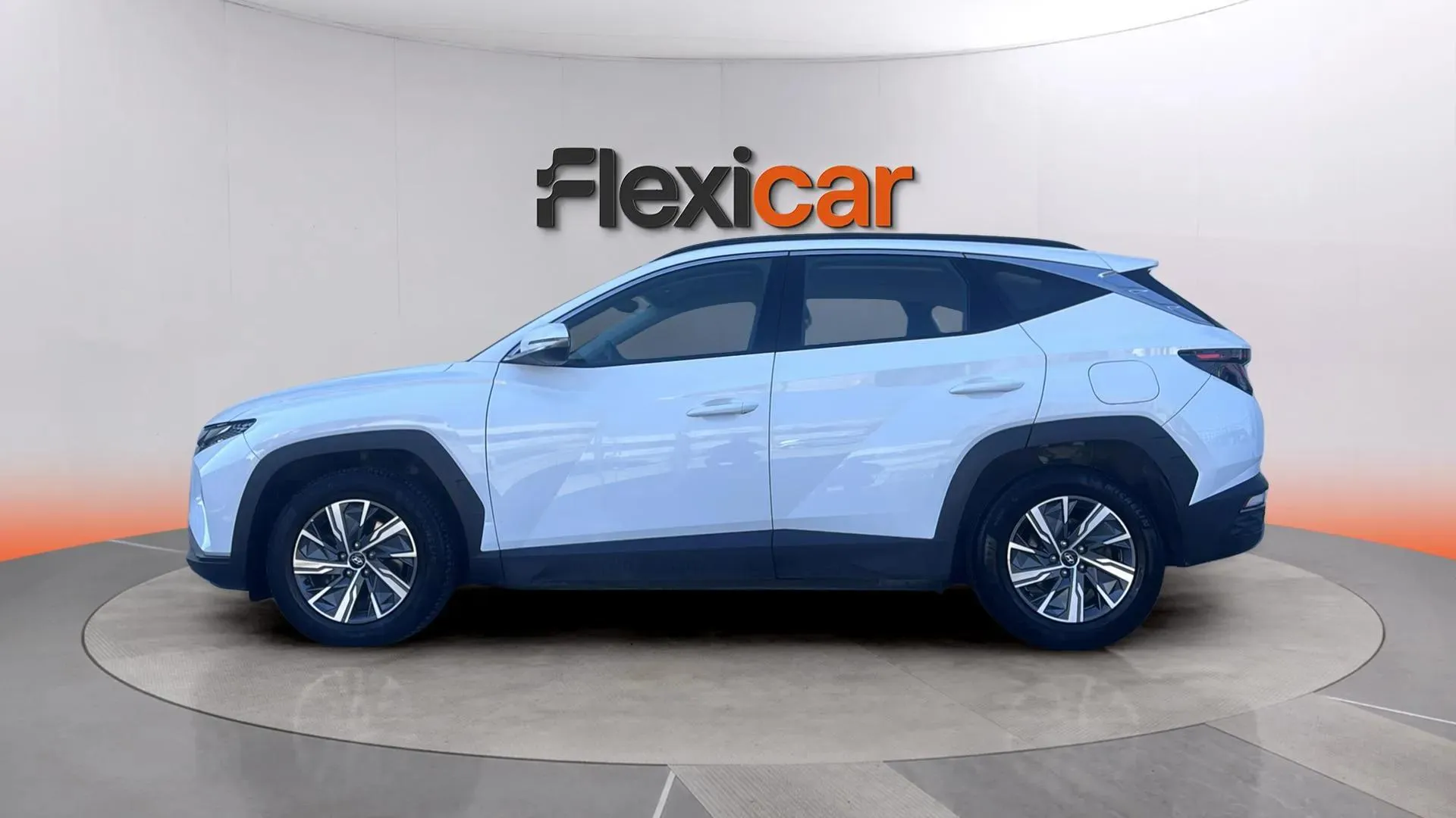 Hyundai Tucson 1.6 CRDi Maxx - foto 4
